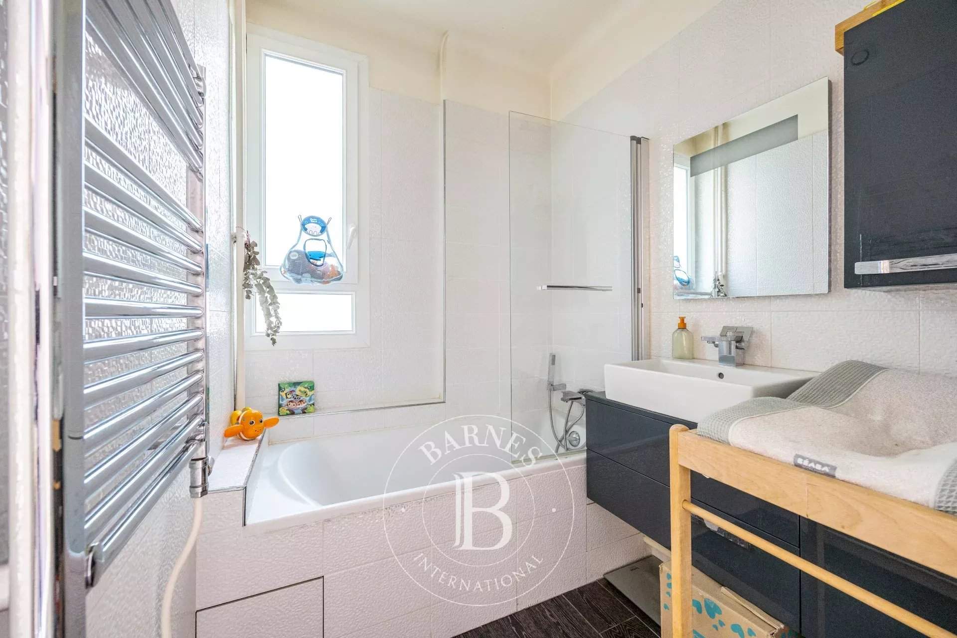Saint-Cloud  - Appartement 4 Pi&egrave;ces 3 Chambres - picture 13