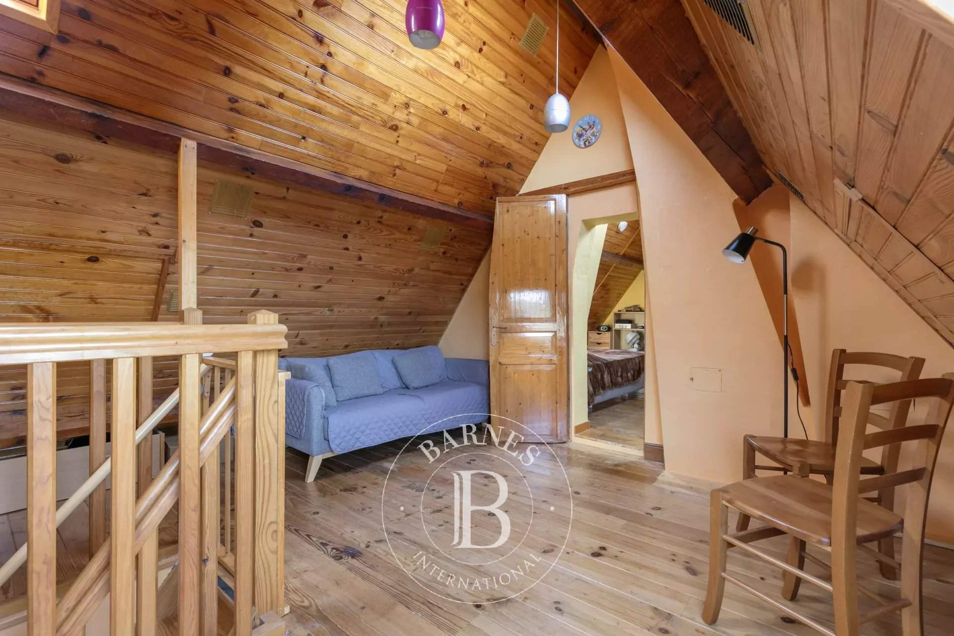 Chaville  - Maison 7 Pi&egrave;ces 5 Chambres - picture 14