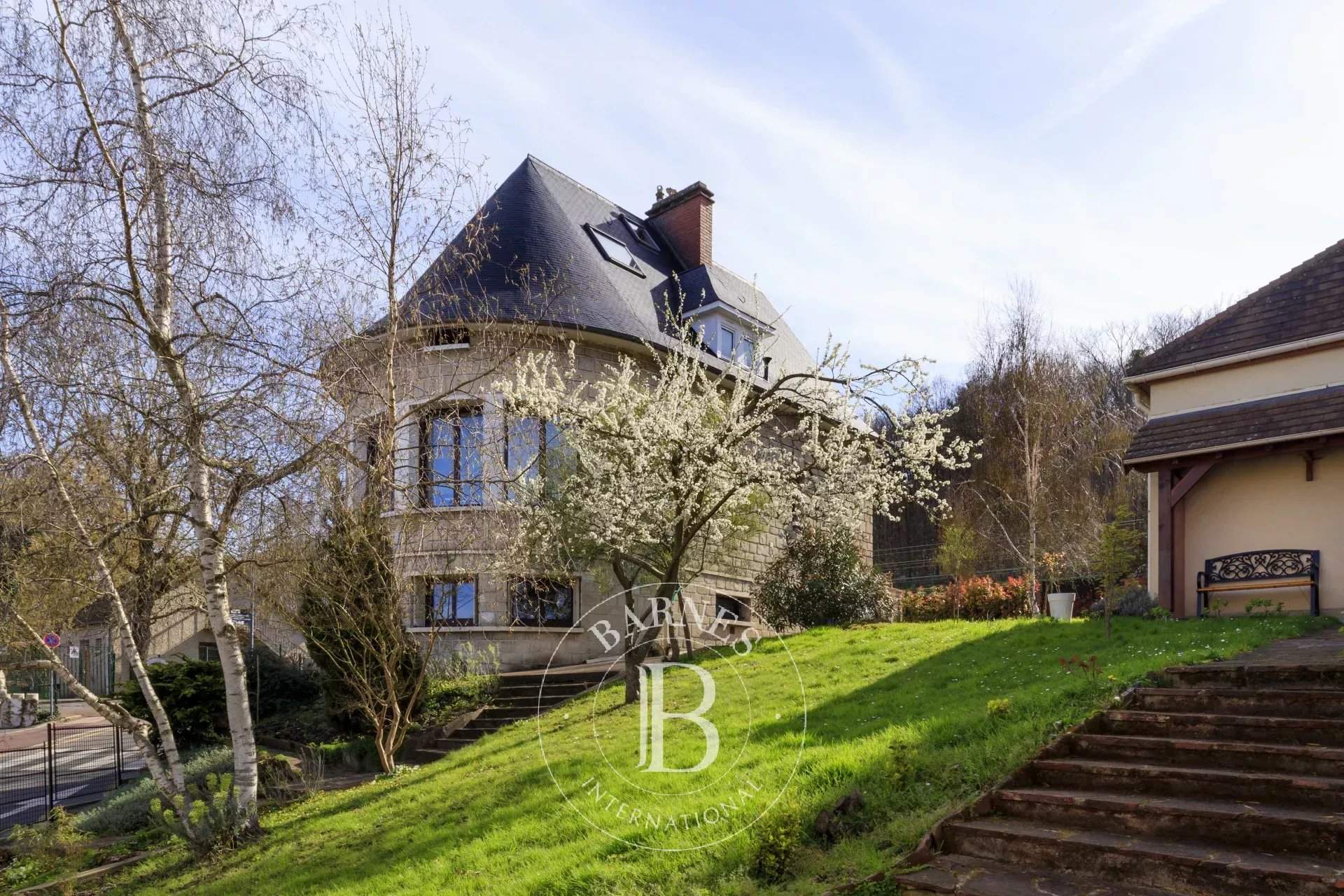 Chaville  - Maison 7 Pi&egrave;ces 5 Chambres - picture 20