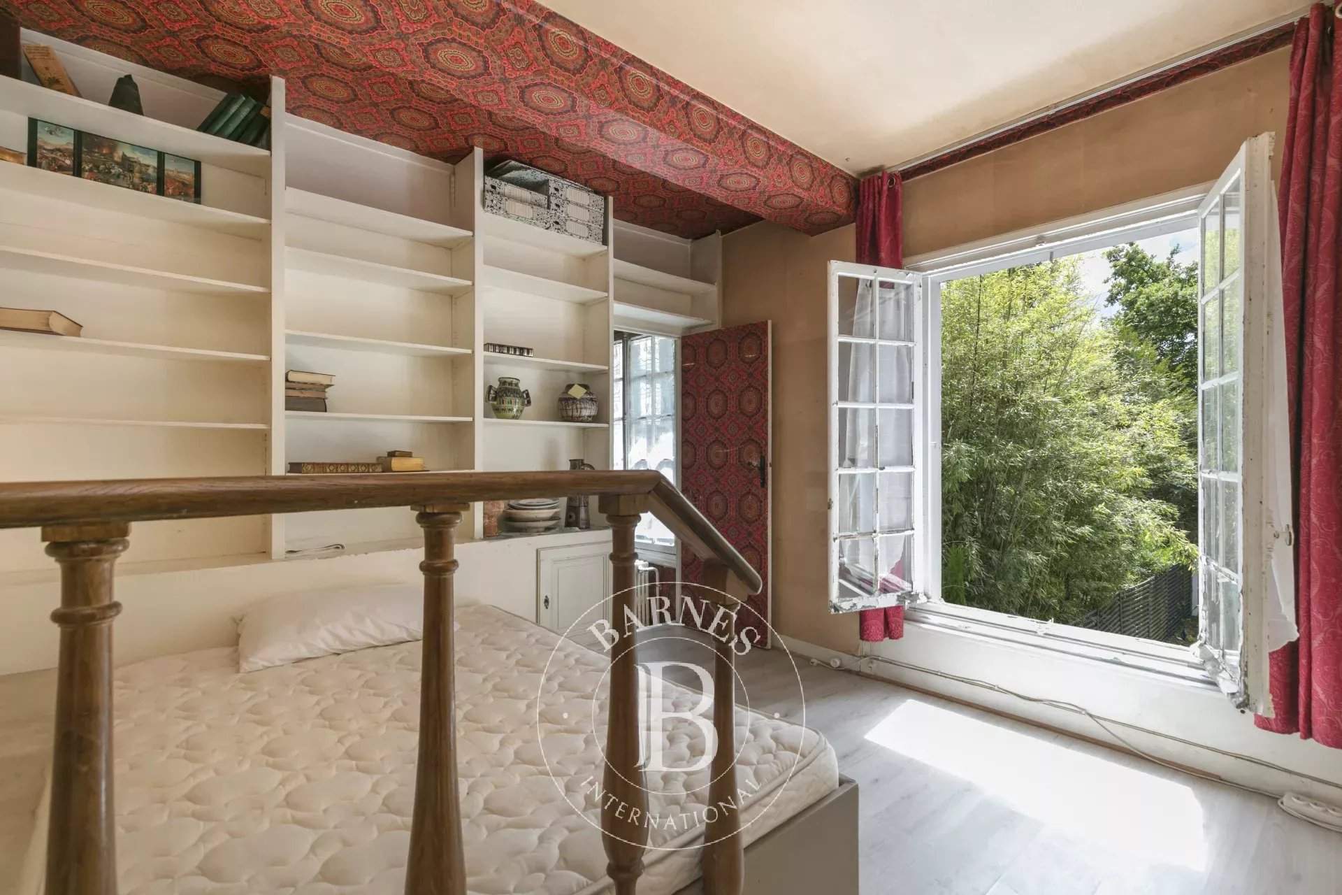 Garches  - Appartement 10 Pi&egrave;ces 4 Chambres - picture 9