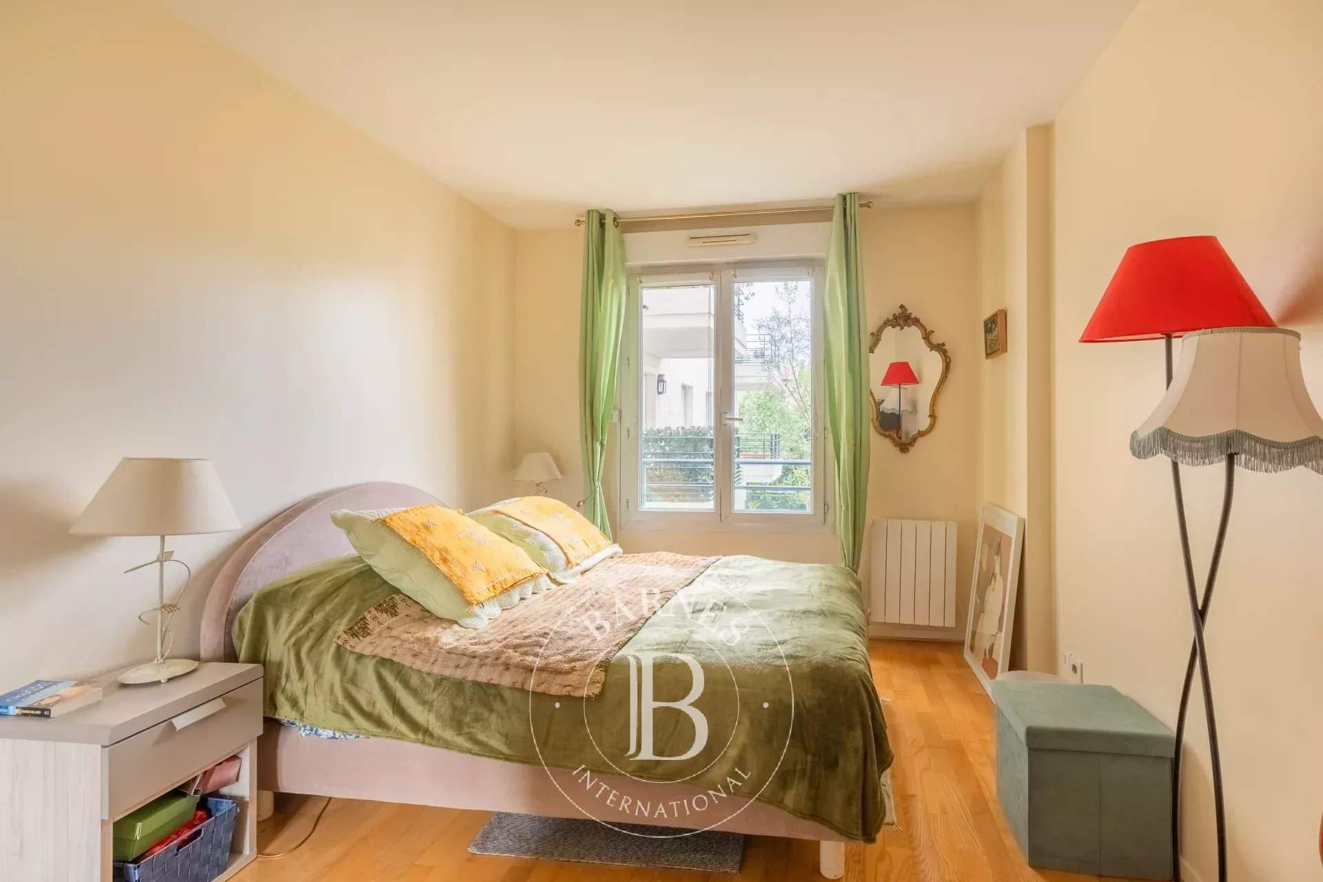 Saint-Cloud  - Appartement 5 Pièces 4 Chambres - picture 10