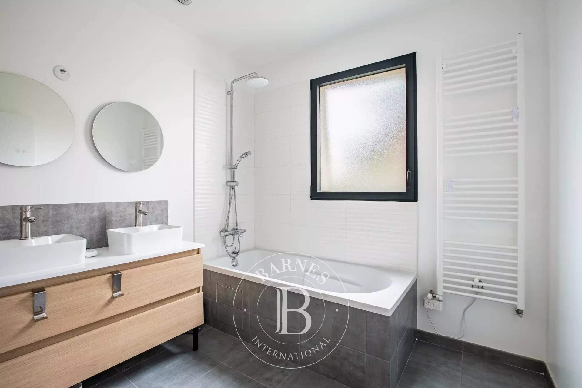 Antony  - House 5 Bedrooms - picture 12