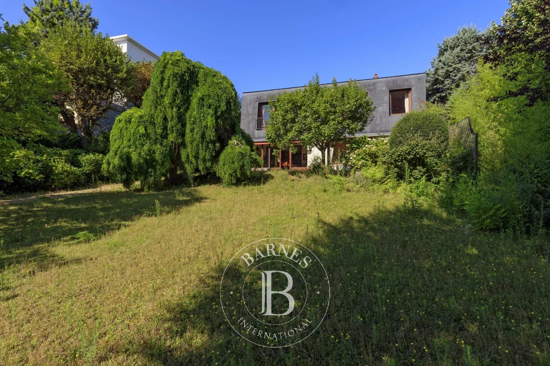Saint-Cloud  - House 5 Bedrooms - picture 19
