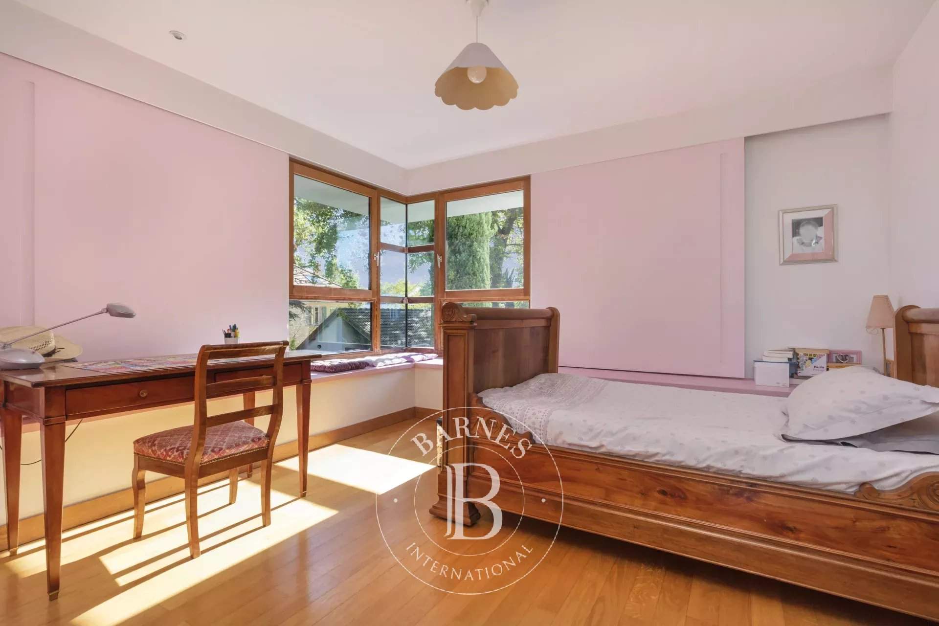 Vaucresson  - Casa 9 Cuartos 5 Habitaciones - picture 12