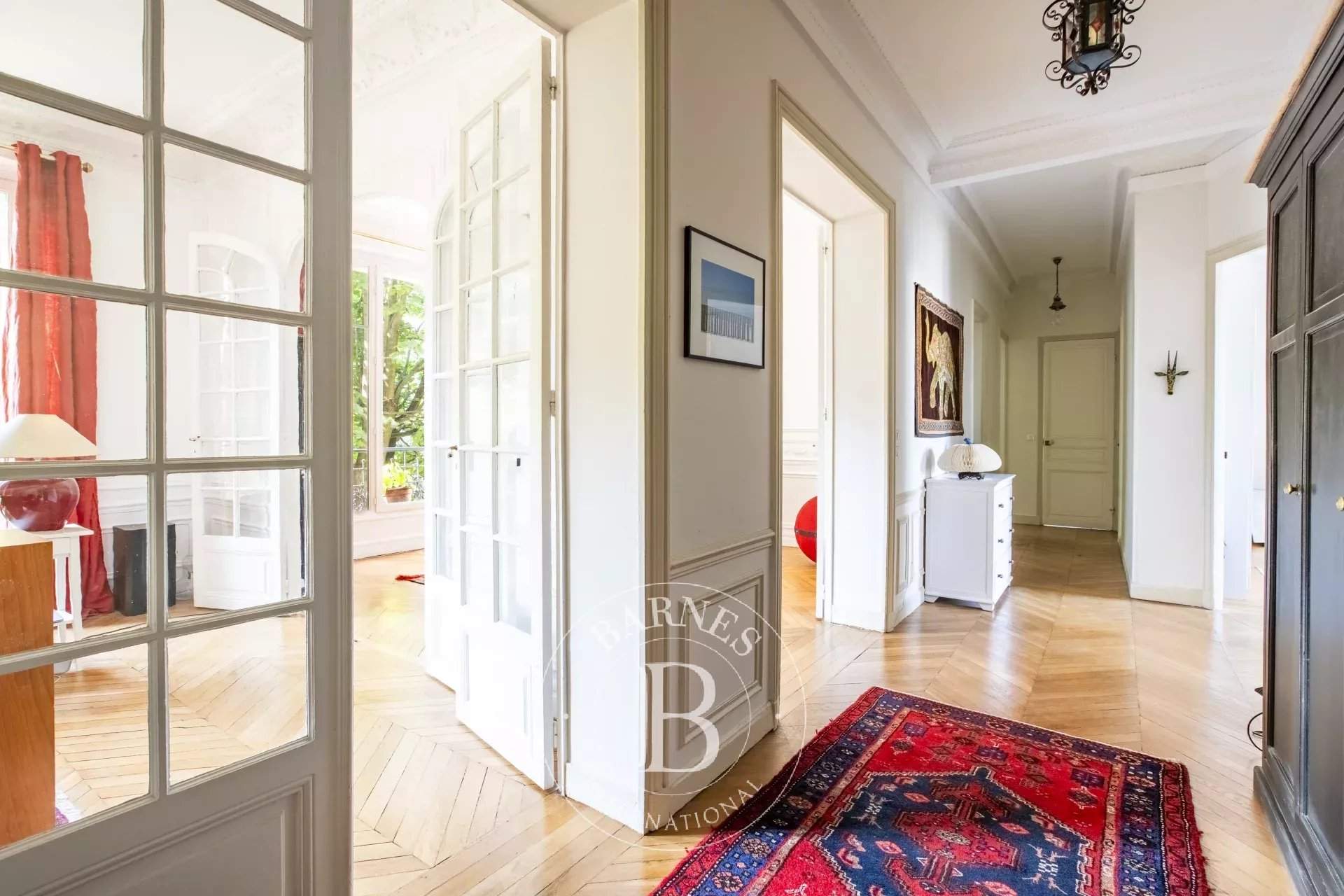 Saint-Cloud  - Appartement 5 Pièces 3 Chambres - picture 9
