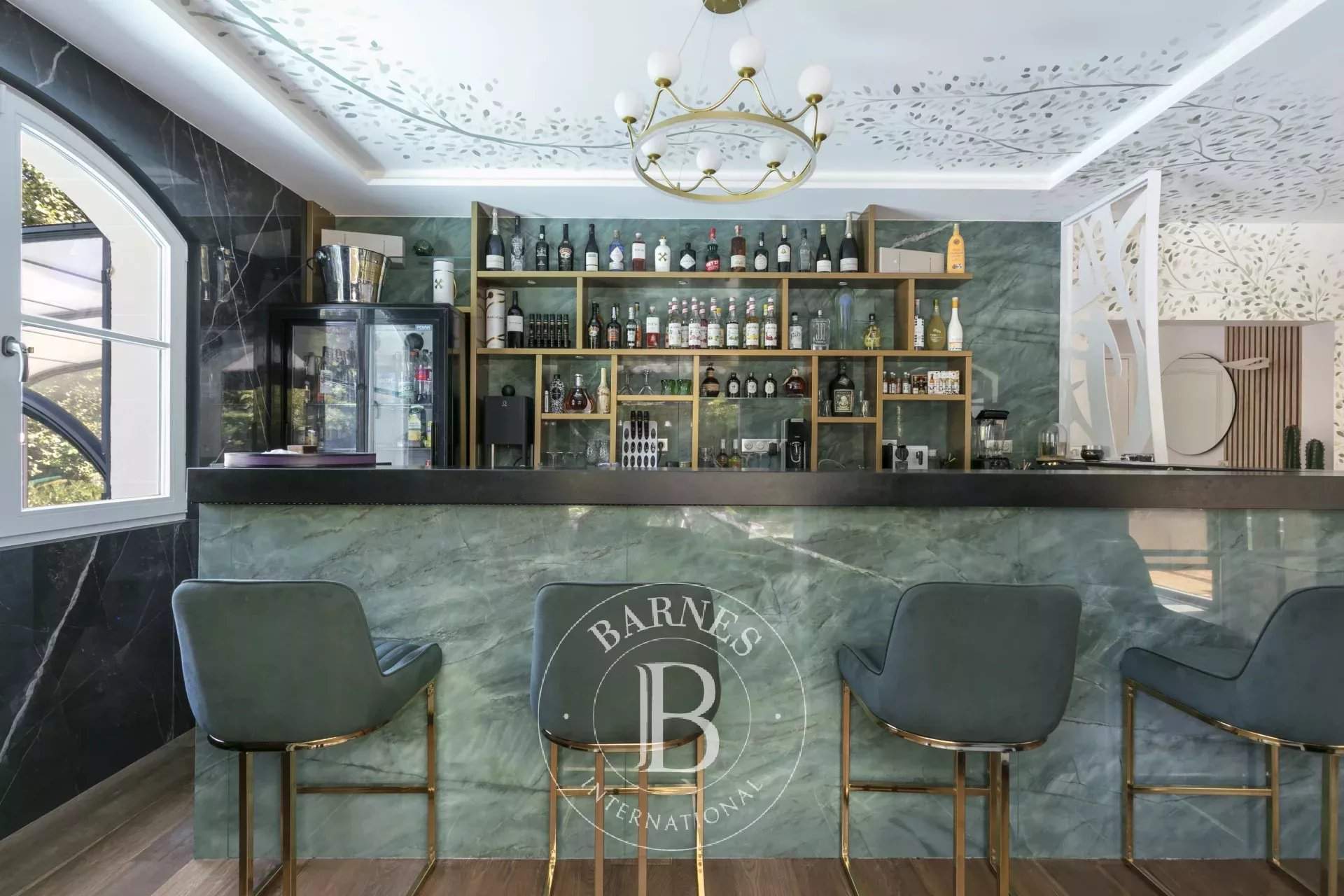 Garches  - House 5 Bedrooms - picture 7