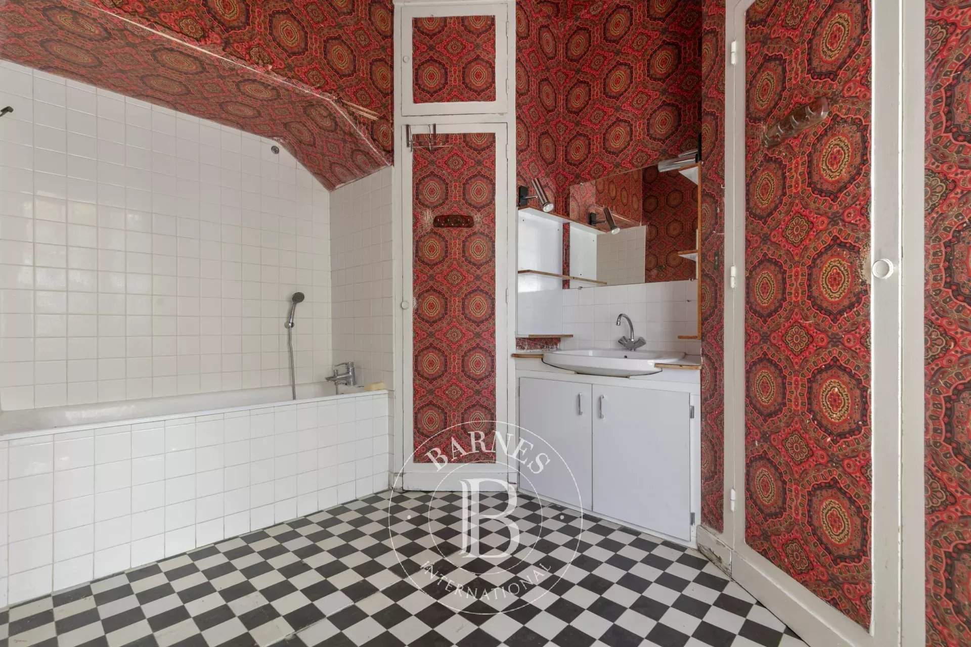 Garches  - Appartement 10 Pi&egrave;ces 4 Chambres - picture 10