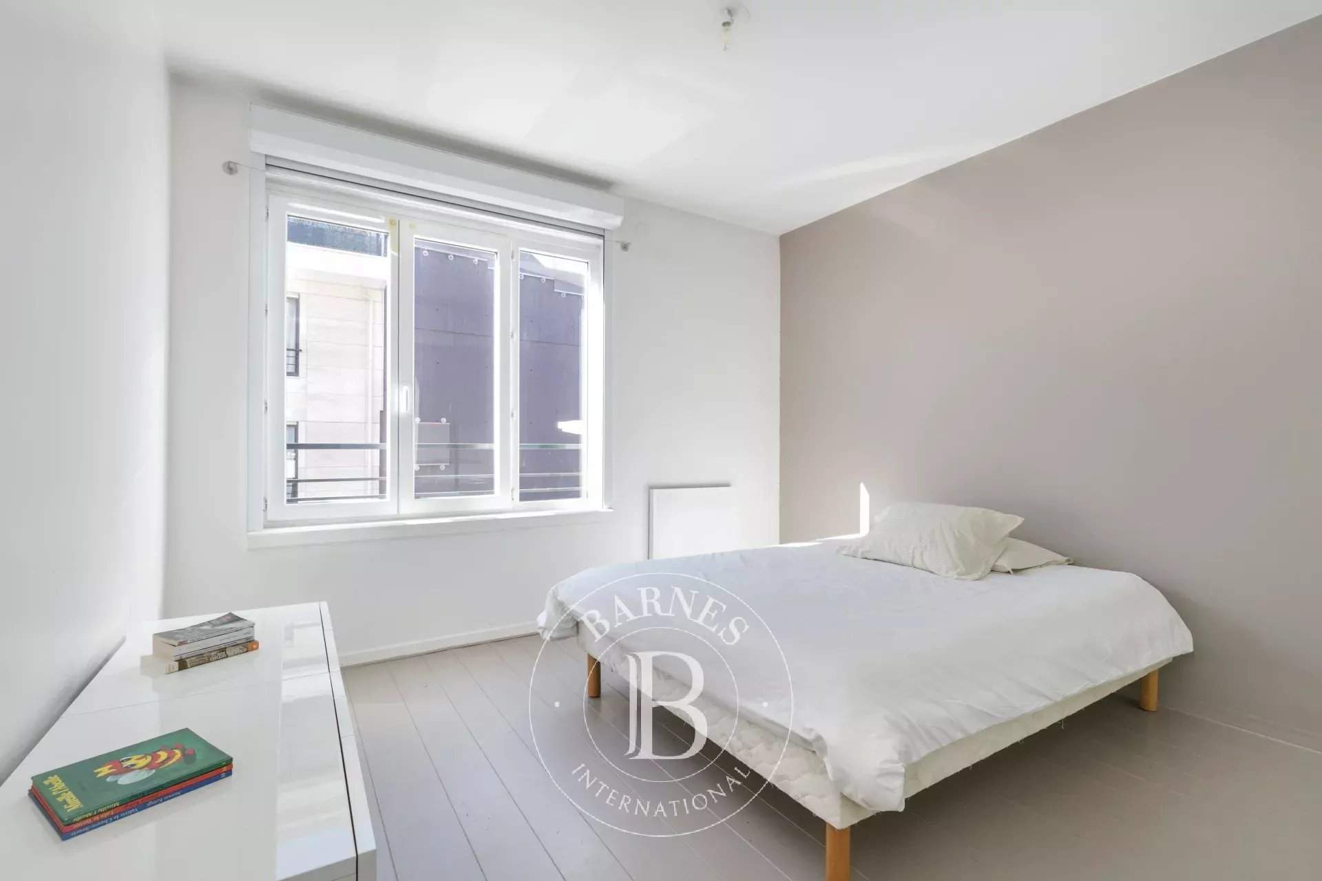 Issy-les-Moulineaux  - Maison 7 Pi&egrave;ces 5 Chambres - picture 13