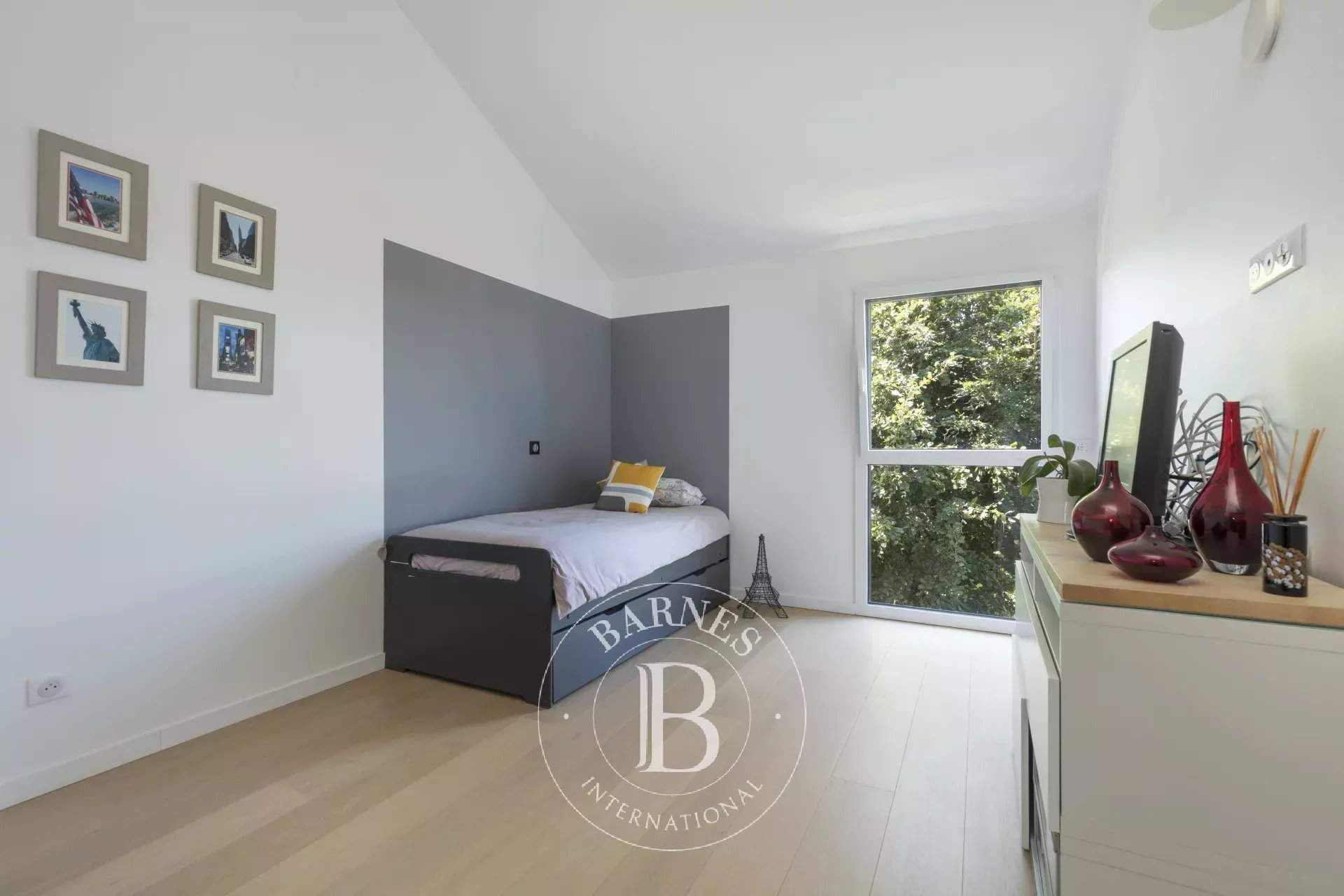 Clamart  - Maison 8 Pièces - picture 14