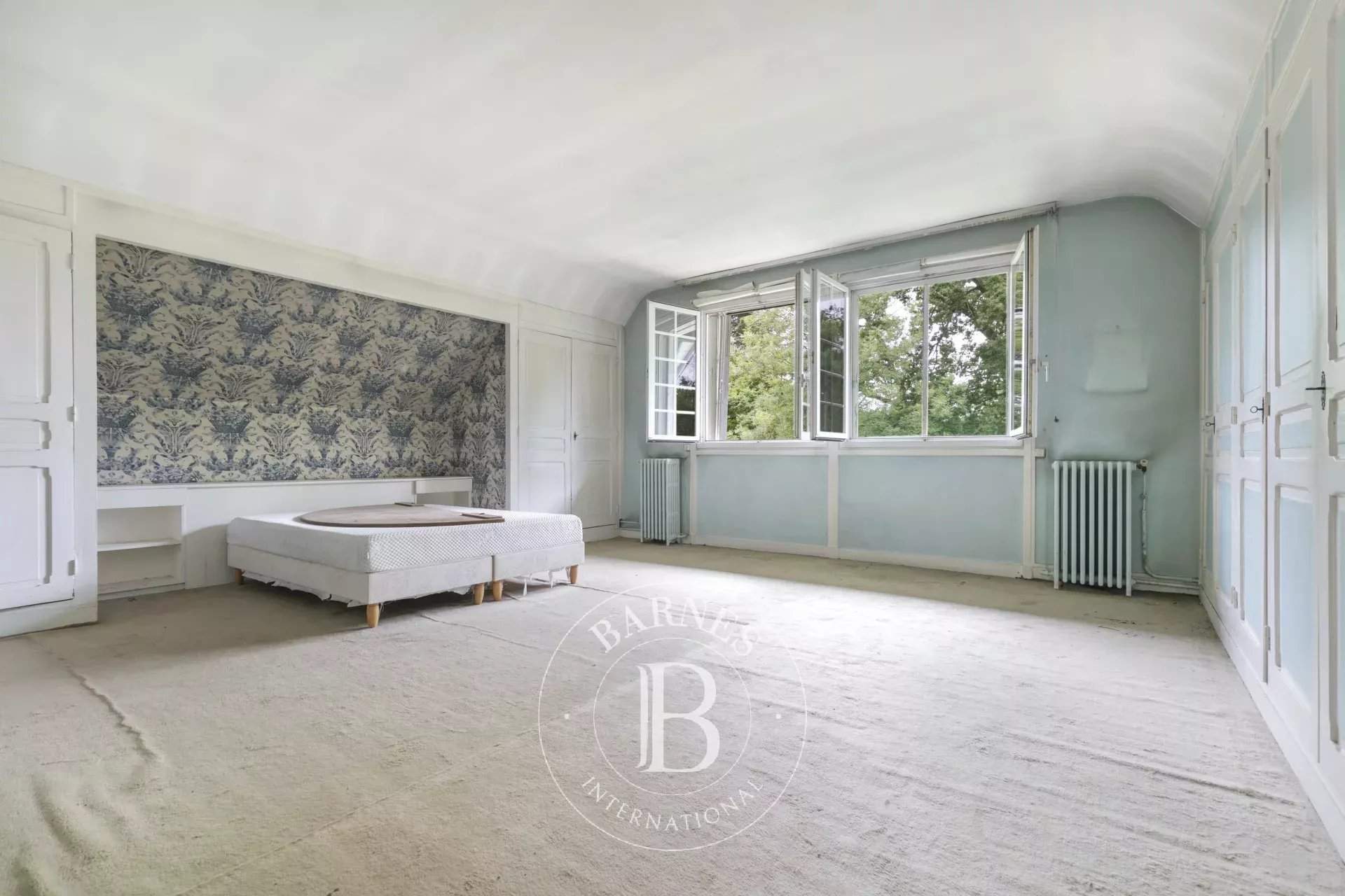 Garches  - Appartement 10 Pi&egrave;ces 4 Chambres - picture 13