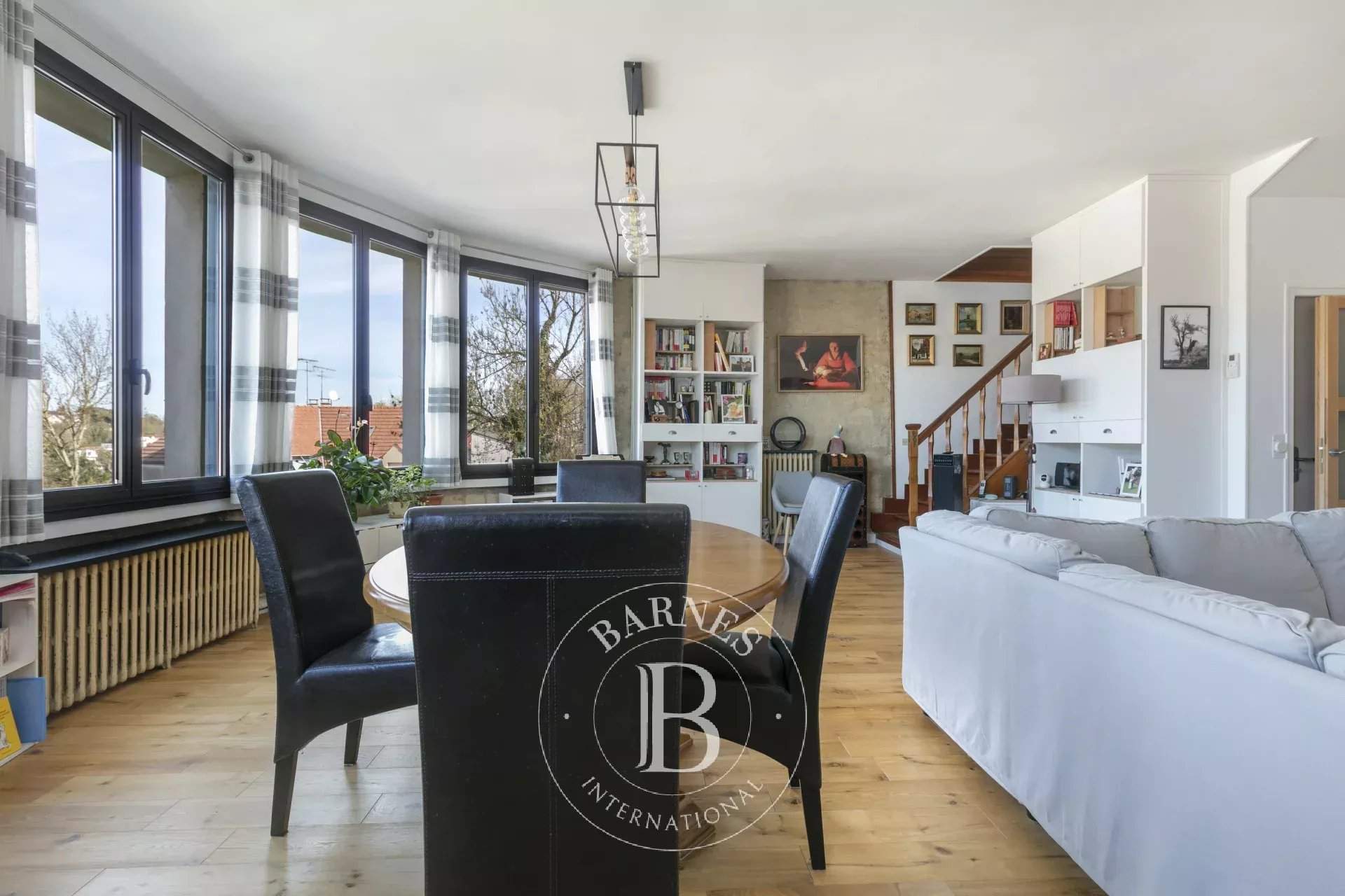 Chaville  - Maison 7 Pi&egrave;ces 5 Chambres - picture 3