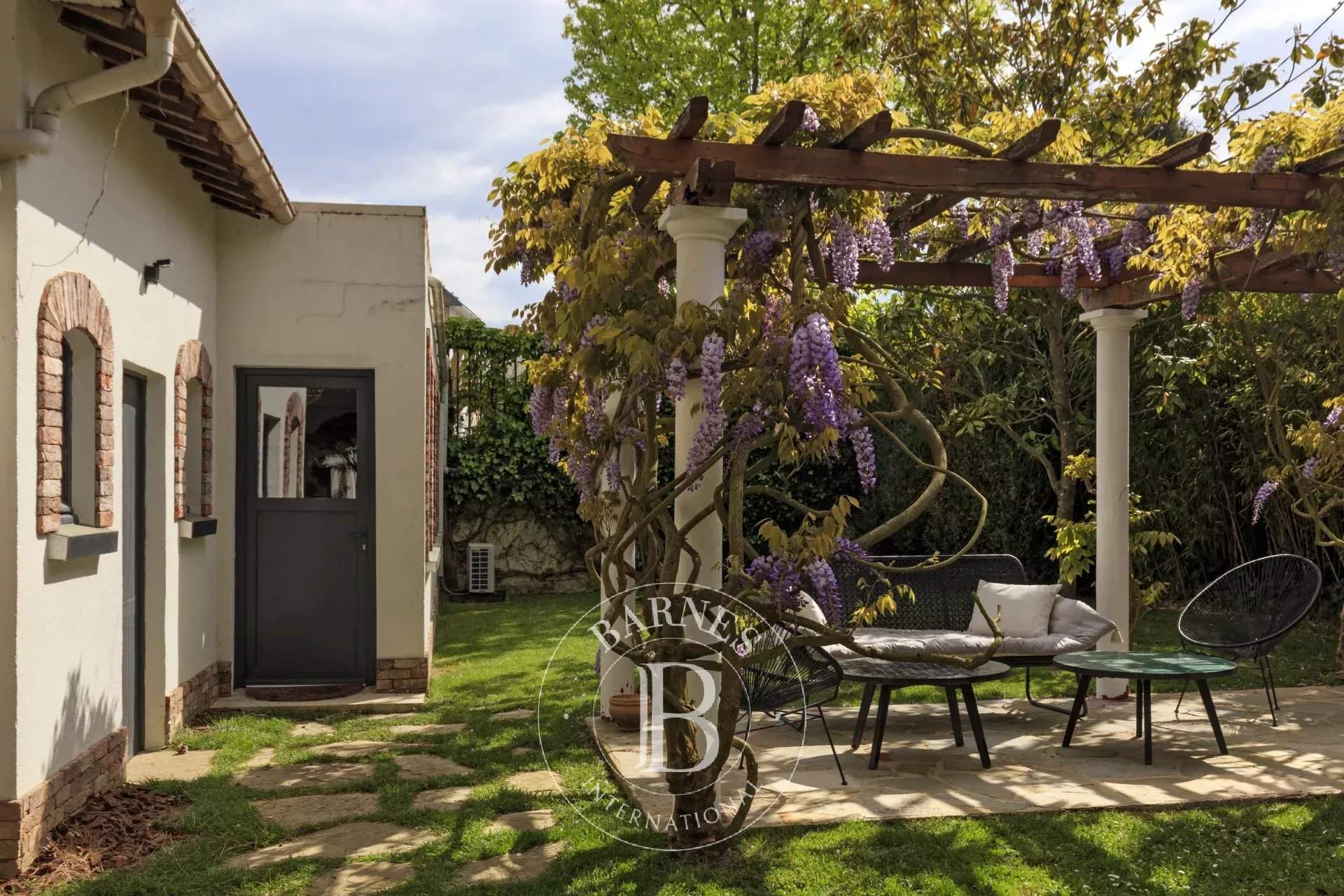 Clamart  - Maison 8 Pi&egrave;ces - picture 8