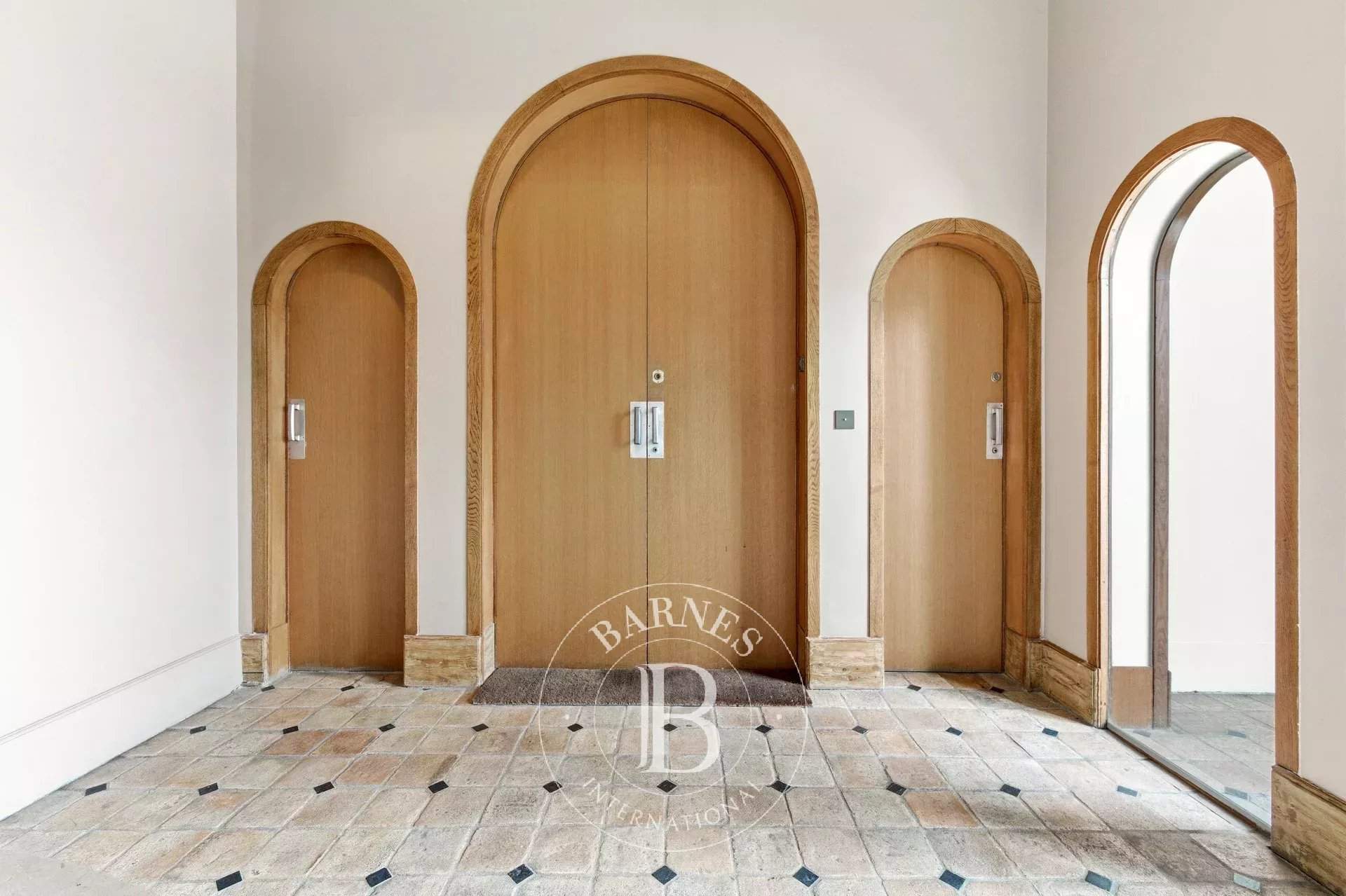 Sceaux  - Apartment 4 Bedrooms - picture 1