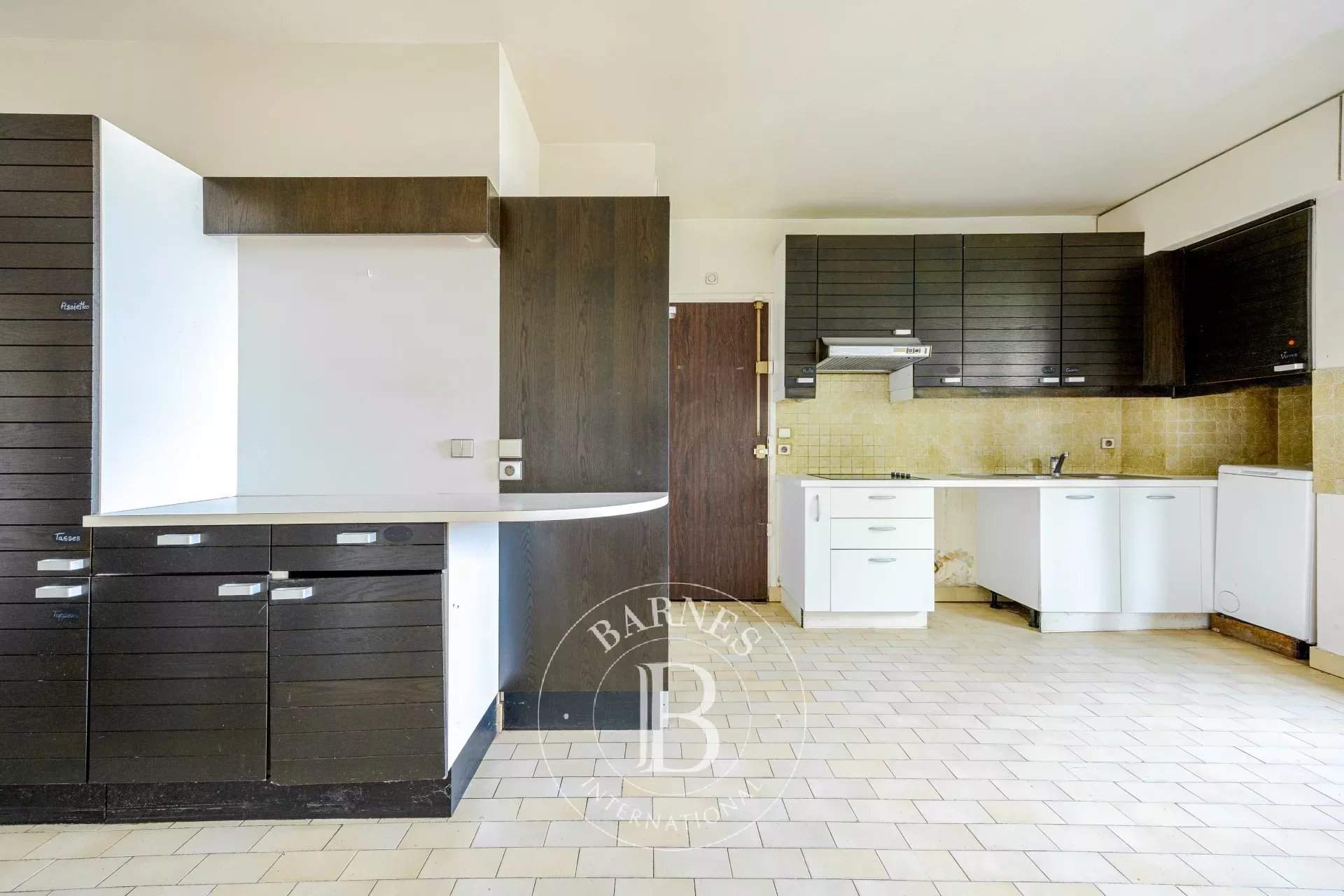 Saint-Cloud  - Appartement 5 Pi&egrave;ces 3 Chambres - picture 8