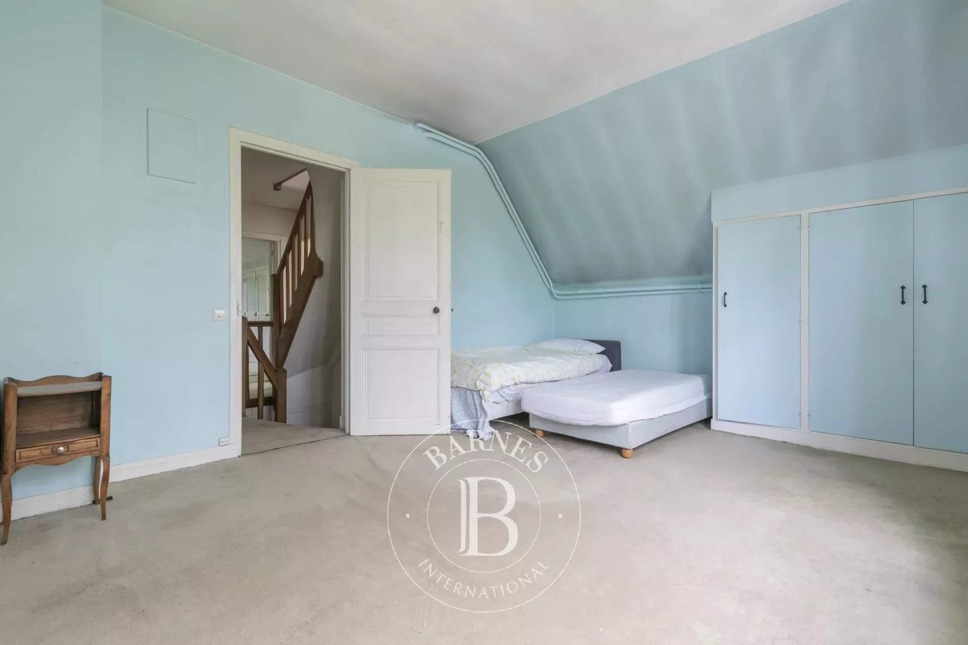 Garches  - Appartement 10 Pi&egrave;ces 4 Chambres - picture 12