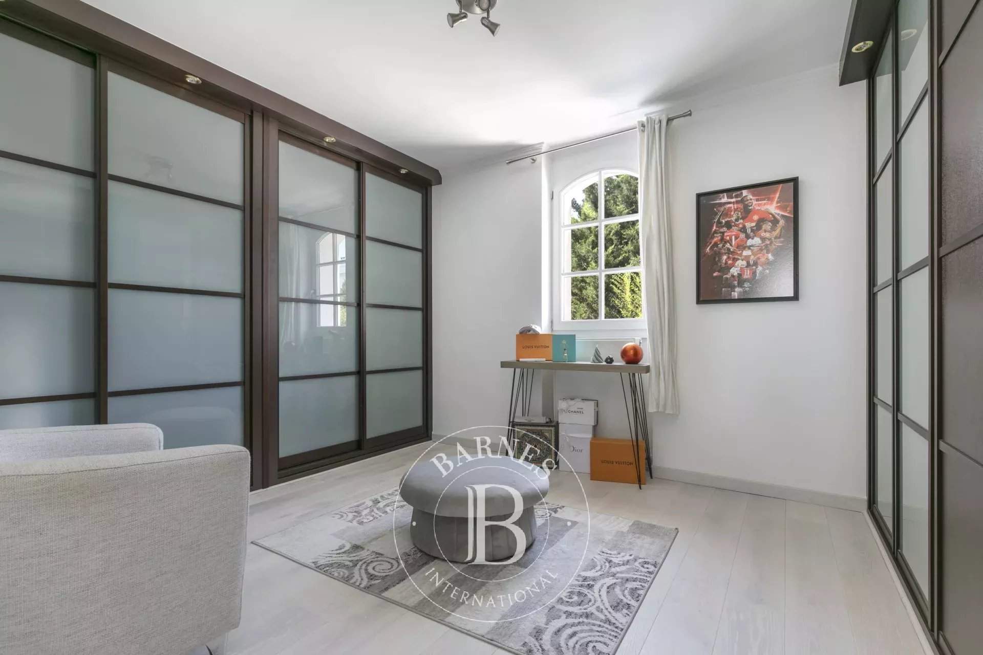 Garches  - House 5 Bedrooms - picture 12