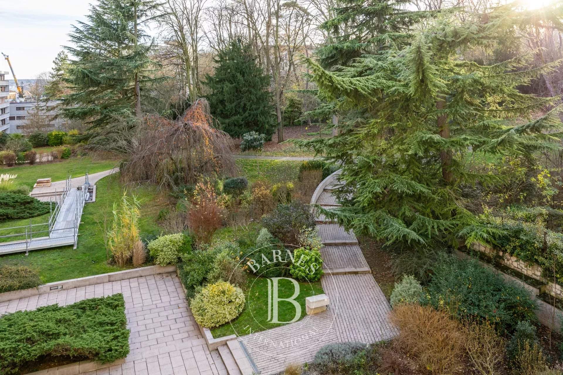 Saint-Cloud  - Piso 5 Cuartos 3 Habitaciones - picture 18