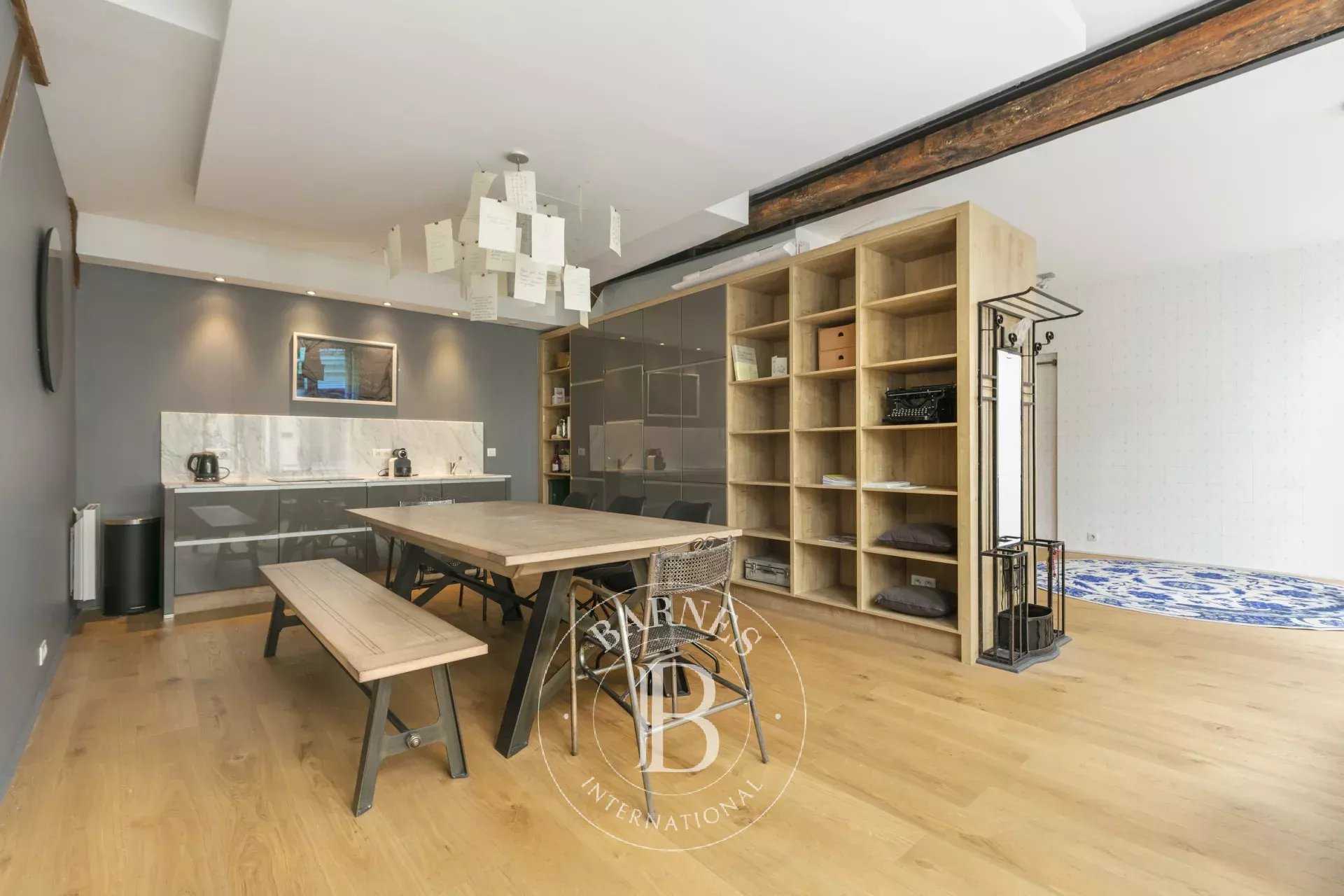 Paris  - Local commercial 