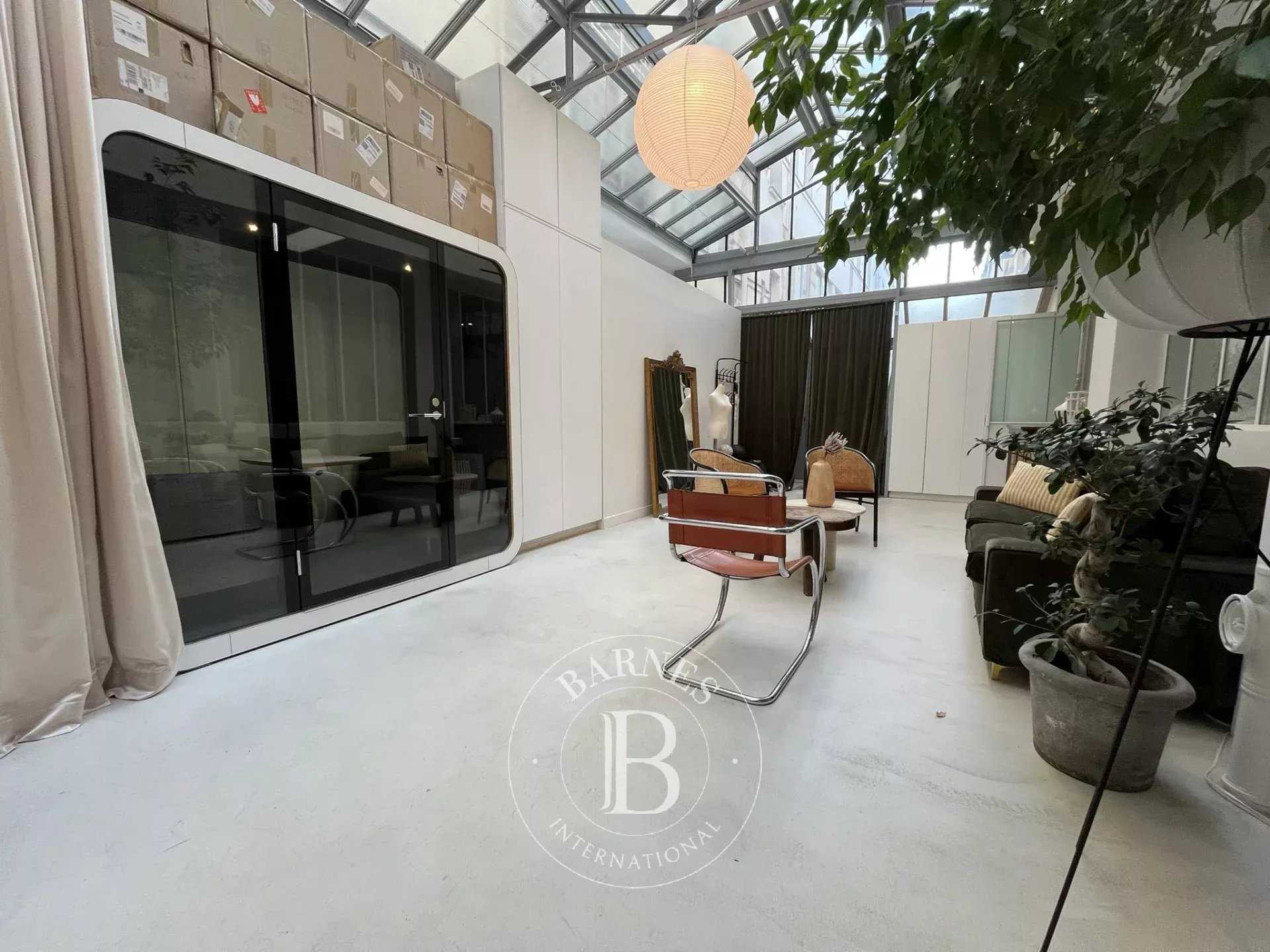 Paris  - Local commercial 