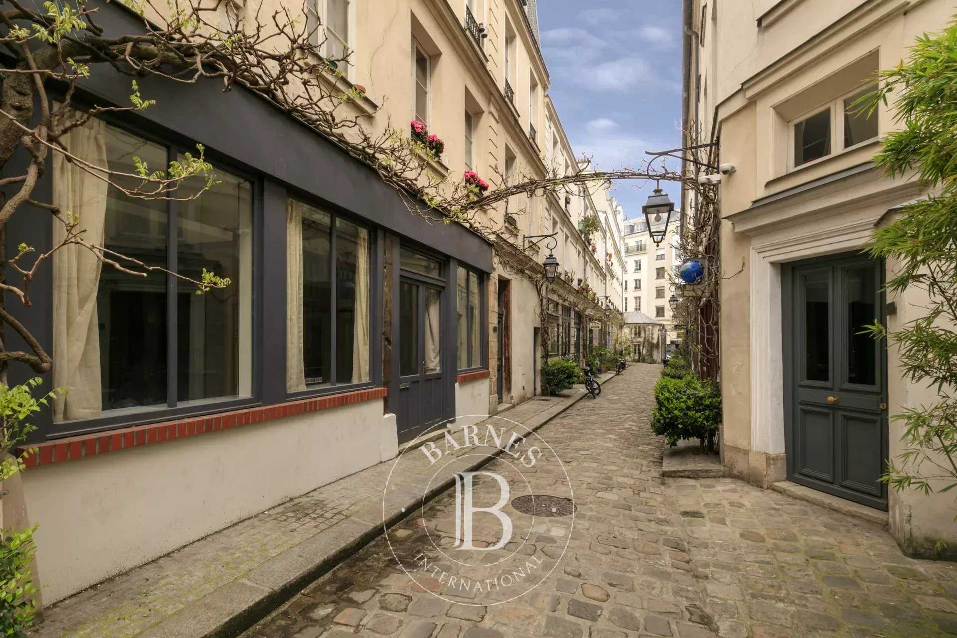 Paris  - Local commercial 