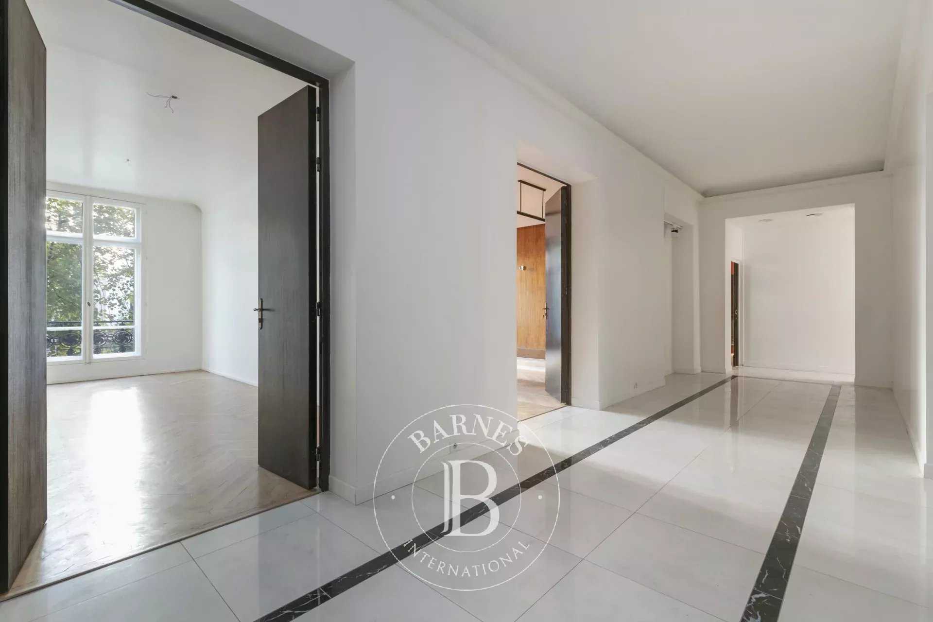 Offices Paris 75016  -  ref 86339240 (picture 1)