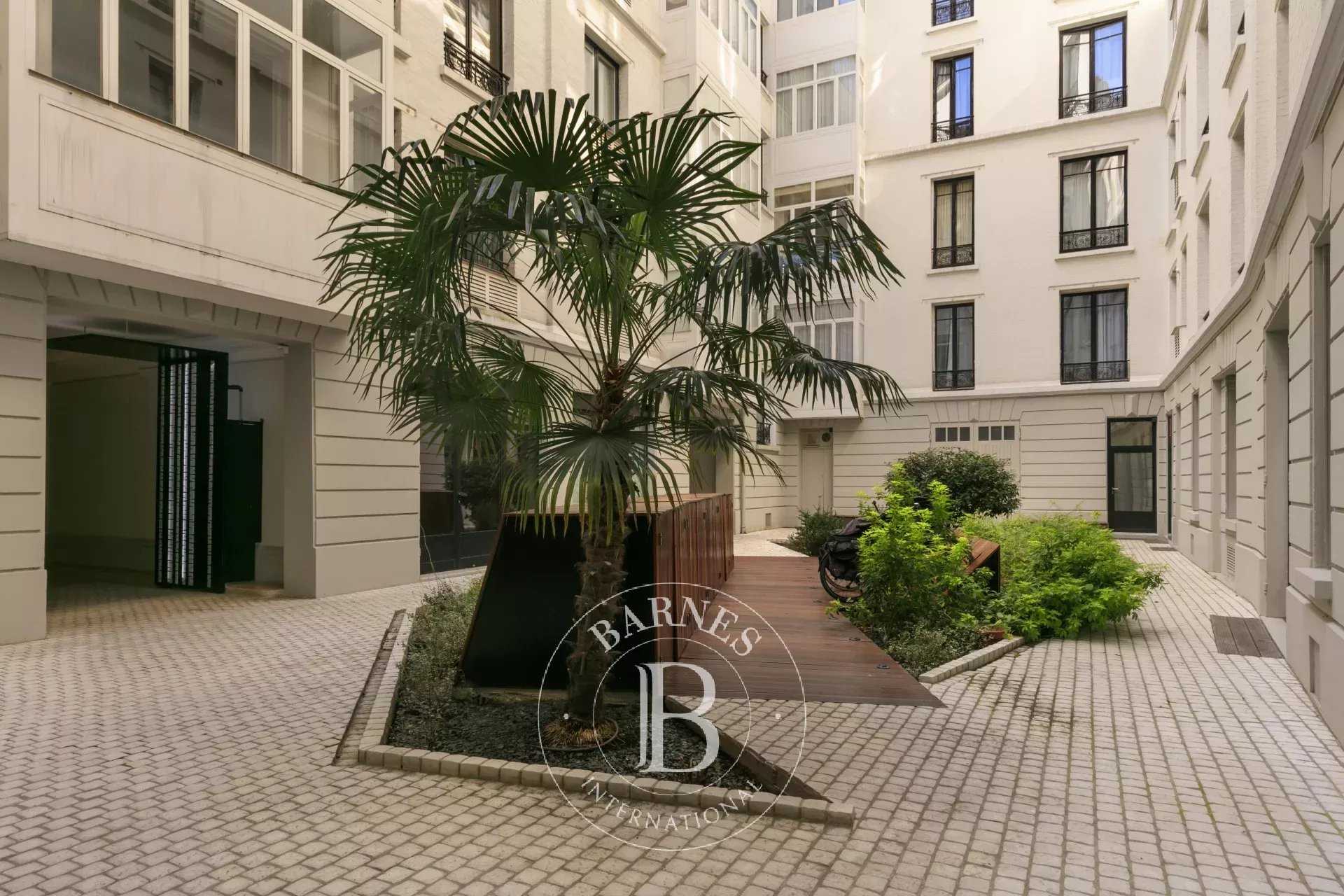 Offices Paris 75008  -  ref 86338976 (picture 2)