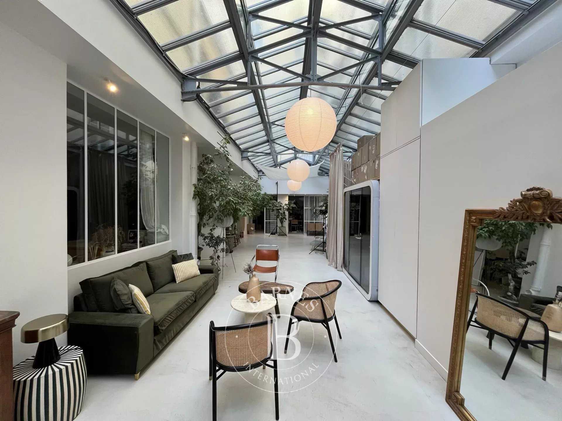 Local commercial Paris 75011  -  ref 86439862 (picture 2)