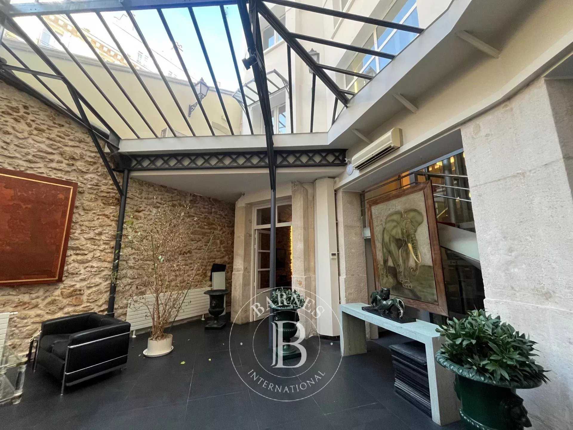 Bureaux Paris 75008  -  ref 85731444 (picture 2)
