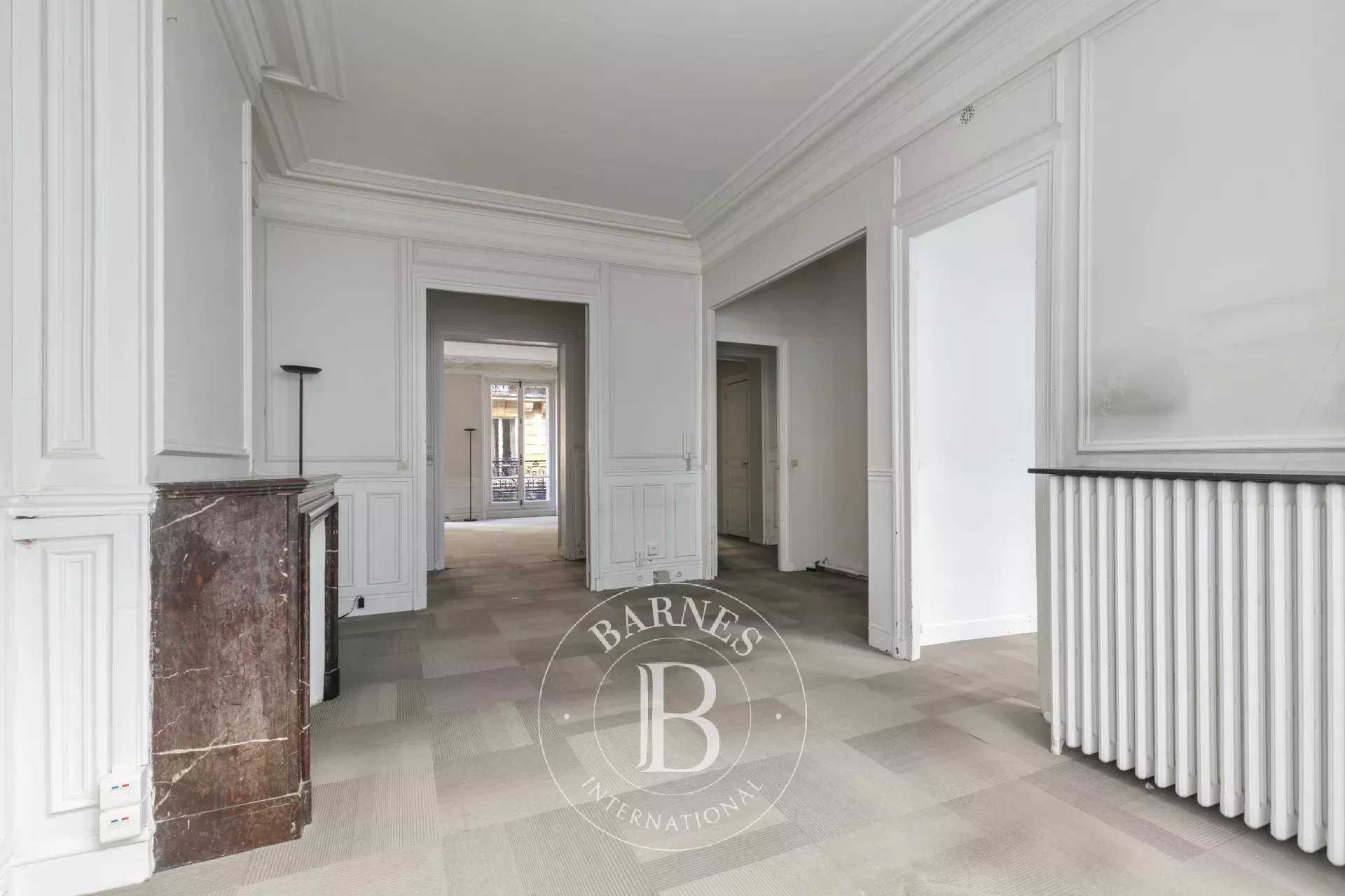 Offices Paris 75008  -  ref 86338976 (picture 1)