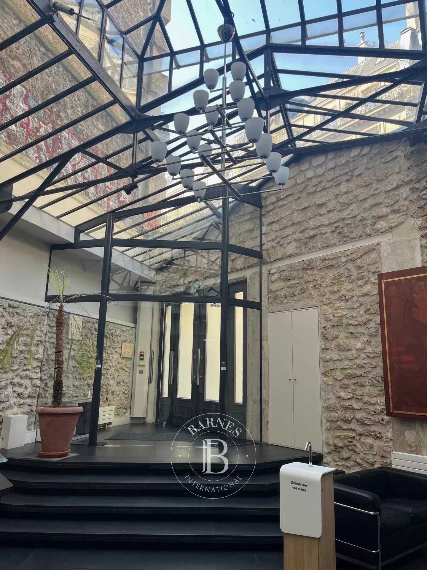 Bureaux Paris 75008  -  ref 85731444 (picture 1)