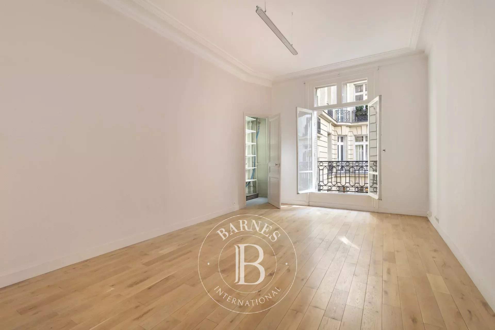 Paris  - Offices  - picture 14