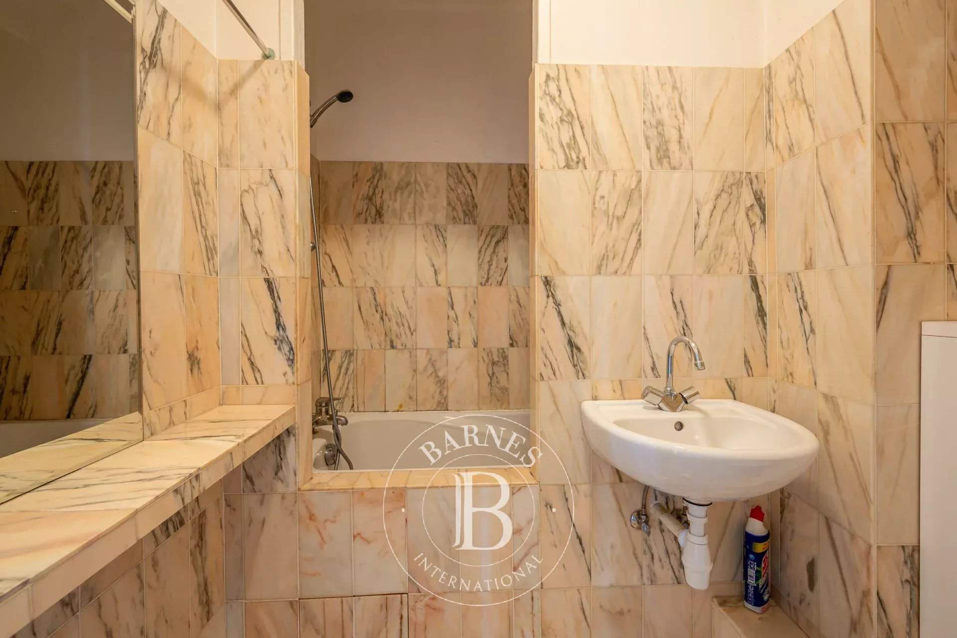 Saint-Germain-en-Laye  - Apartment  - picture 12