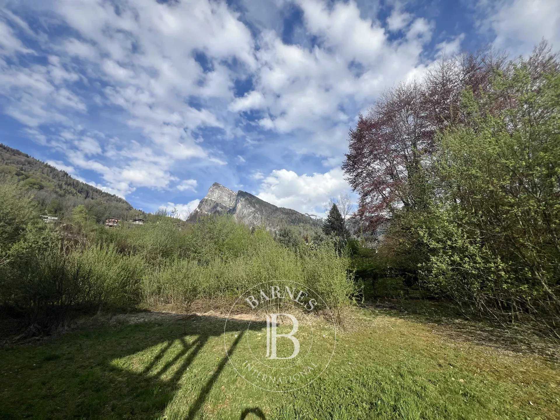 Samoëns  - Terrain 