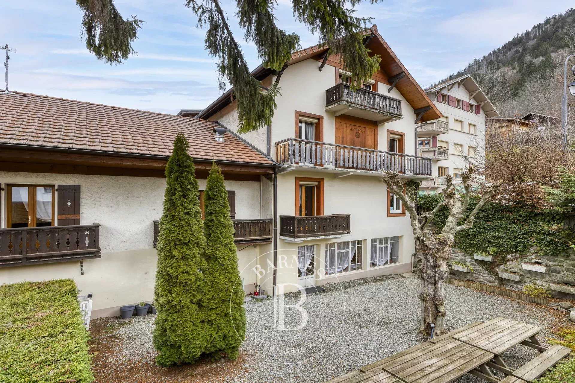 Saint-Gervais-les-Bains  - Hotel 23 Cuartos 18 Habitaciones