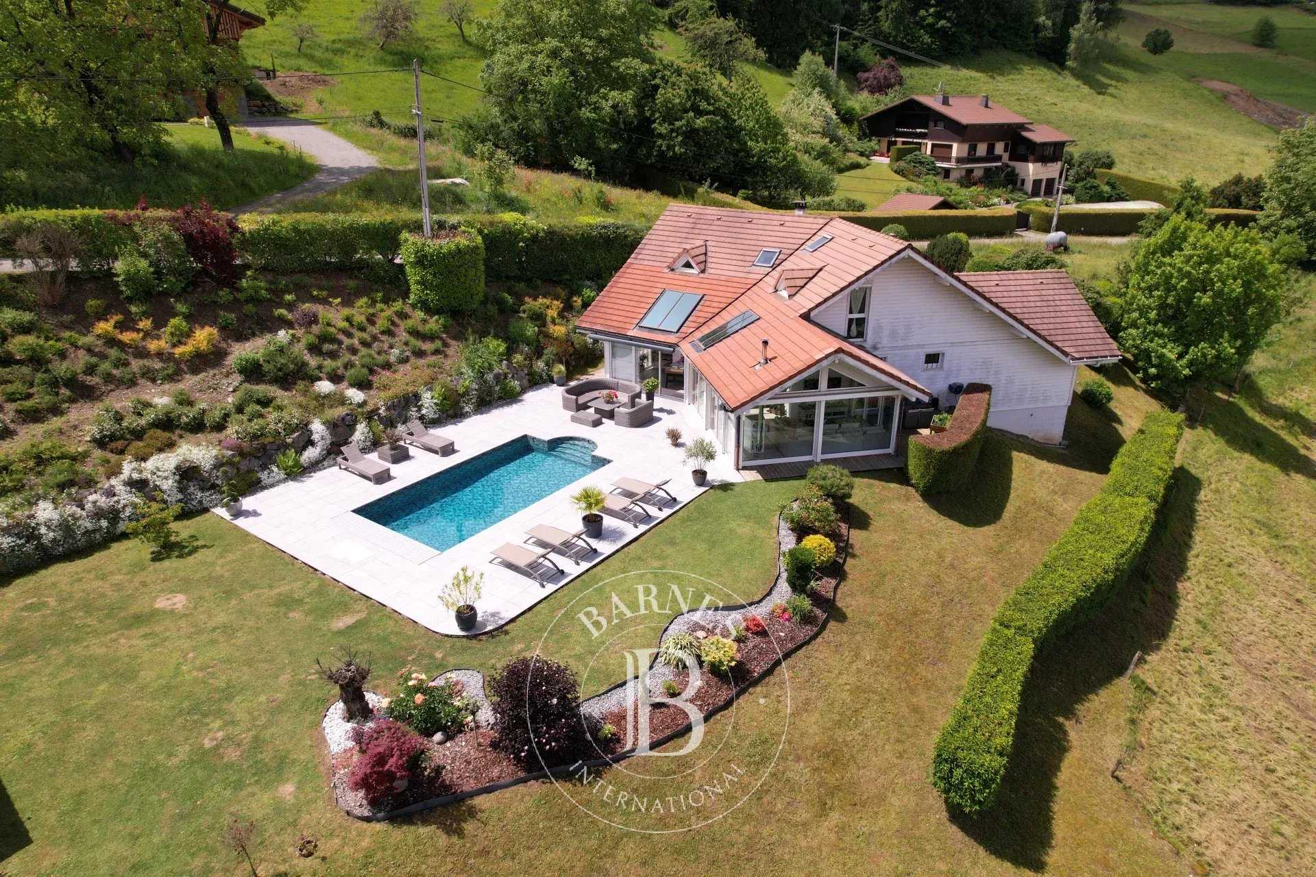 Casa Domancy