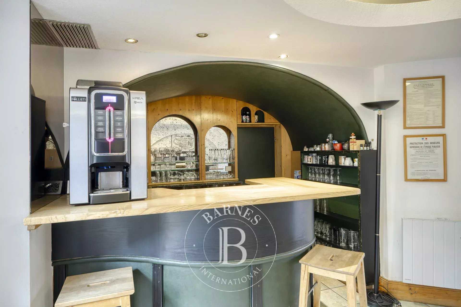 Saint-Gervais-les-Bains  - Hotel 23 Cuartos 18 Habitaciones