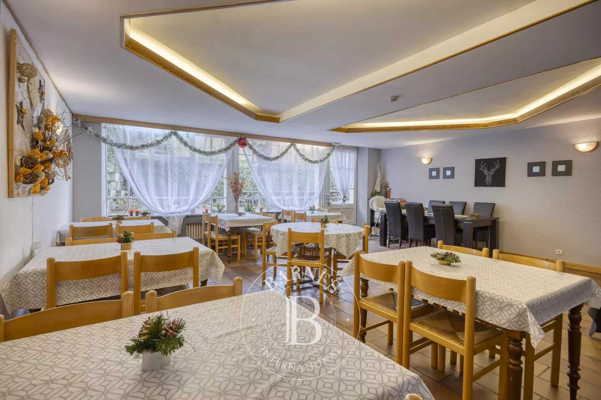 Saint-Gervais-les-Bains  - Hotel 23 Cuartos 18 Habitaciones