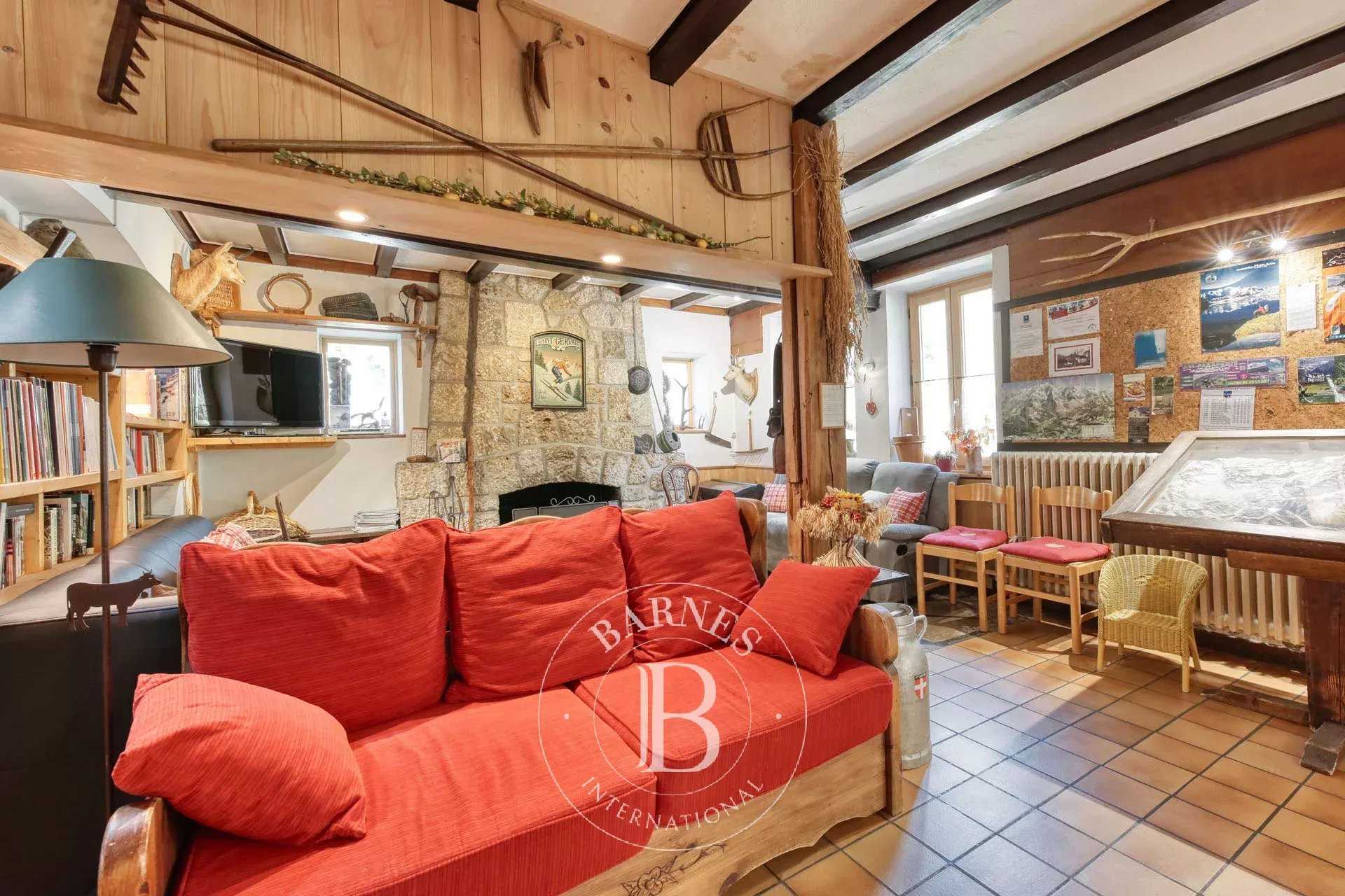 Saint-Gervais-les-Bains  - Maison d'hôtes 15 Pièces 11 Chambres