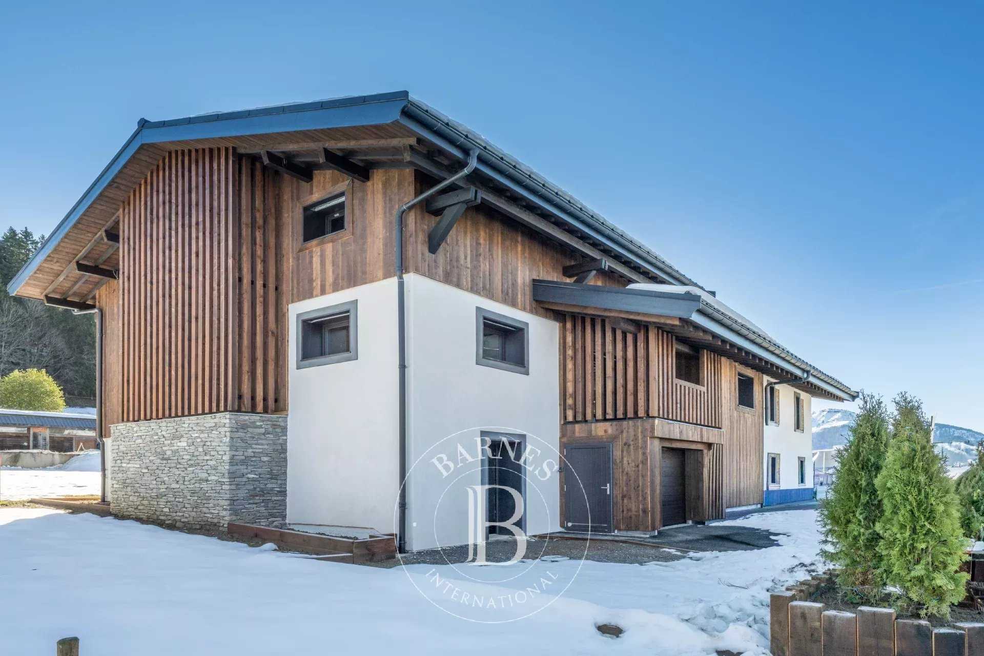 Demi-Quartier  - Chalet 7 Pi&egrave;ces 5 Chambres