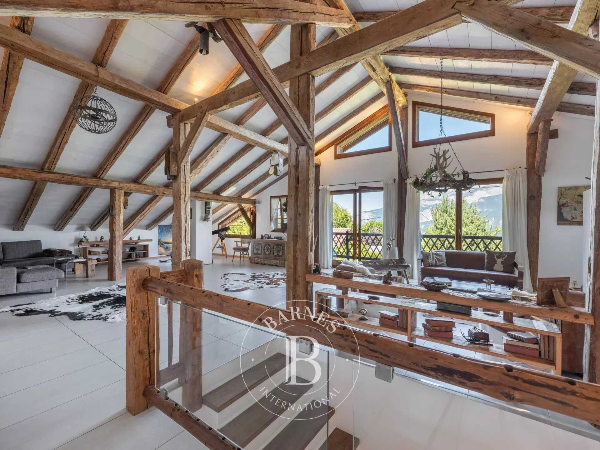 Farm Combloux  -  ref 86105956 (picture 1)