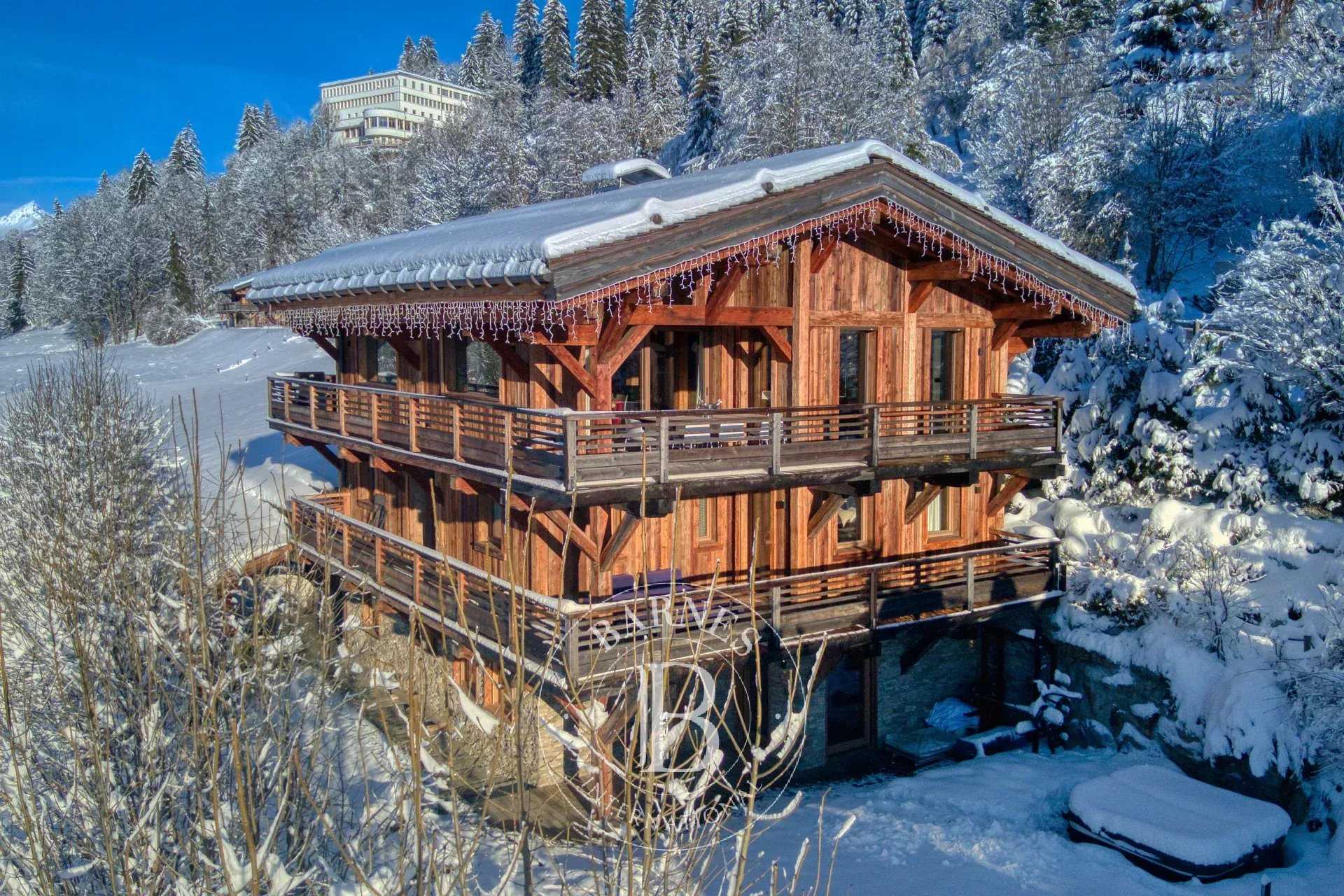 Chalet Megève  -  ref 83634503 (picture 1)