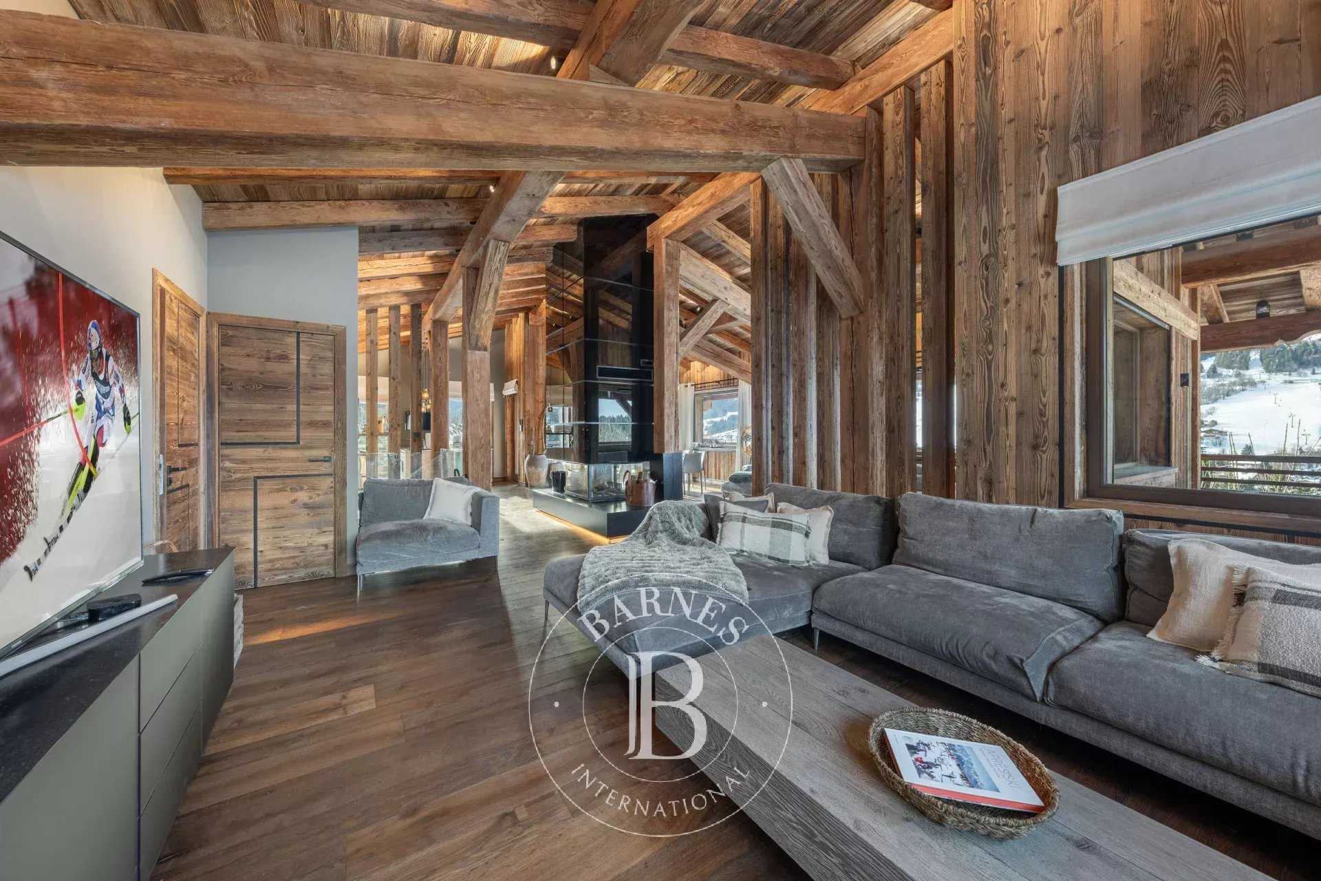 Chalet Megève  -  ref 83856123 (picture 3)