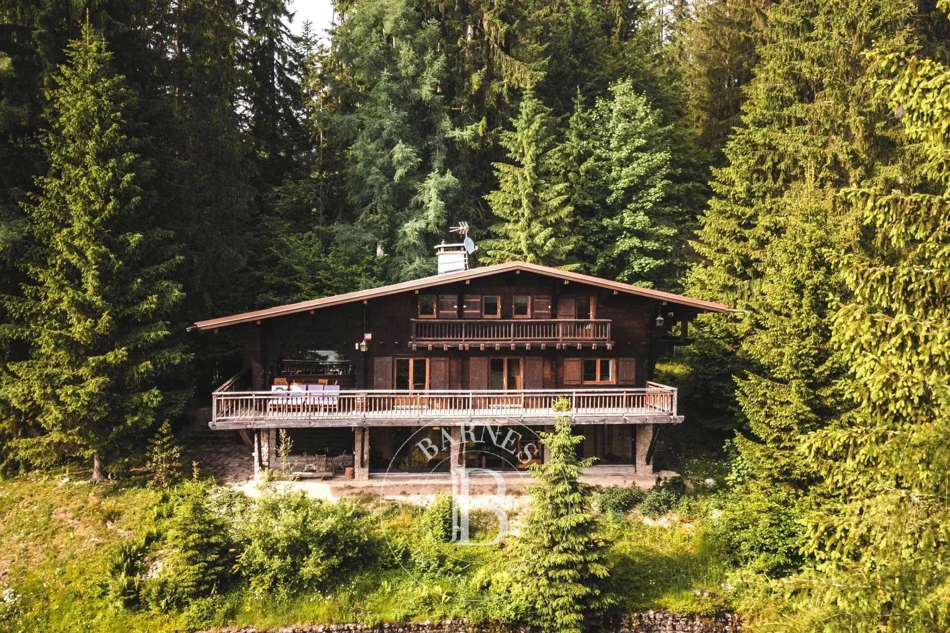 Chalet Arâches-la-Frasse  -  ref 85270172 (picture 2)