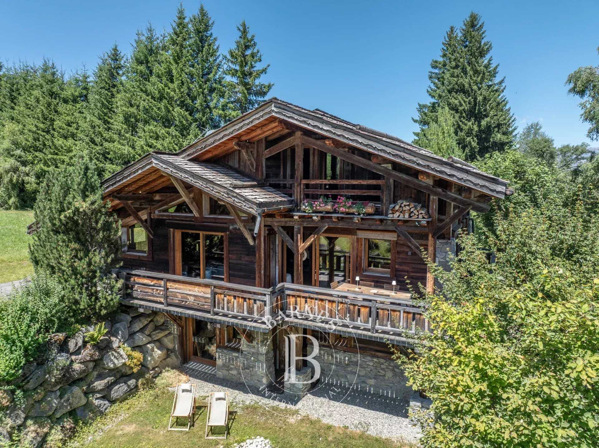Chalet Megève  -  ref 86125195 (picture 1)