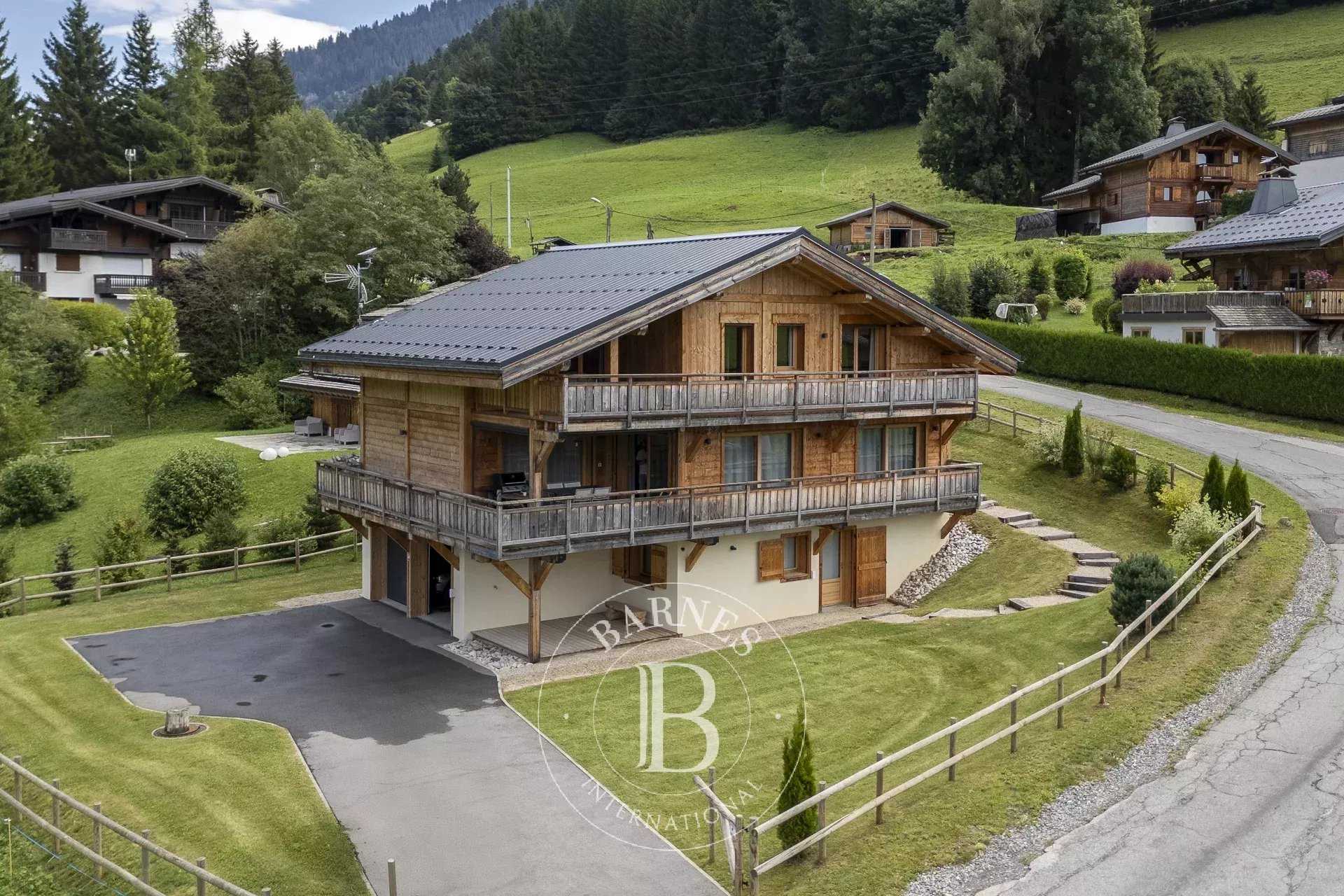 Chalet Praz-sur-Arly  -  ref 5853170 (picture 1)