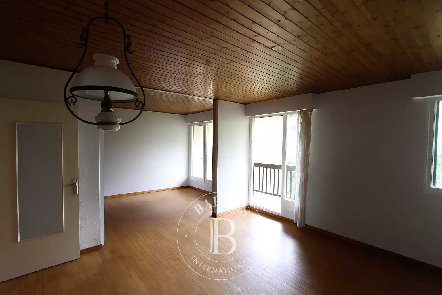 Apartment Megève  -  ref 86136207 (picture 2)