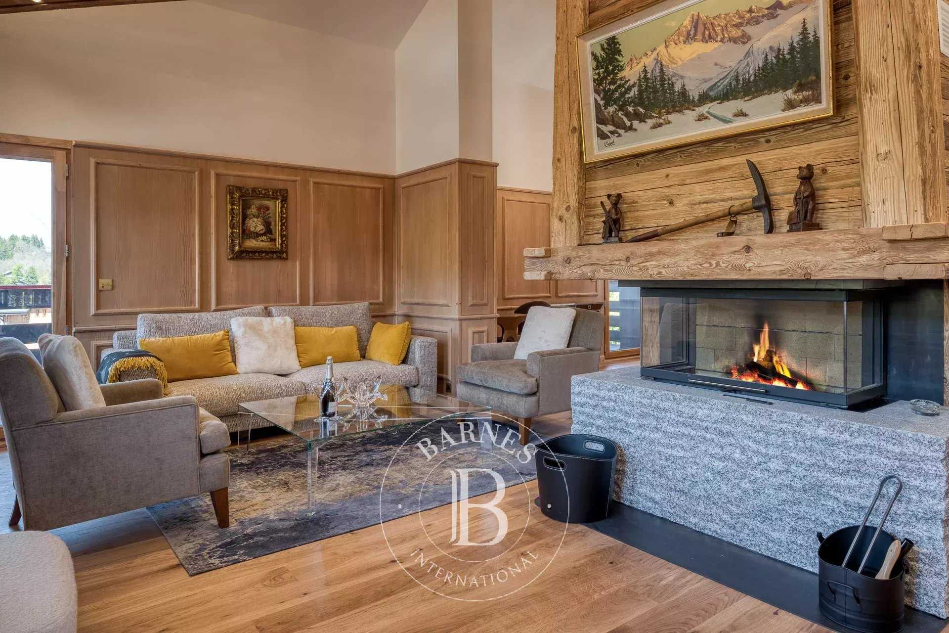 Chalet Megève  -  ref 82915109 (picture 2)