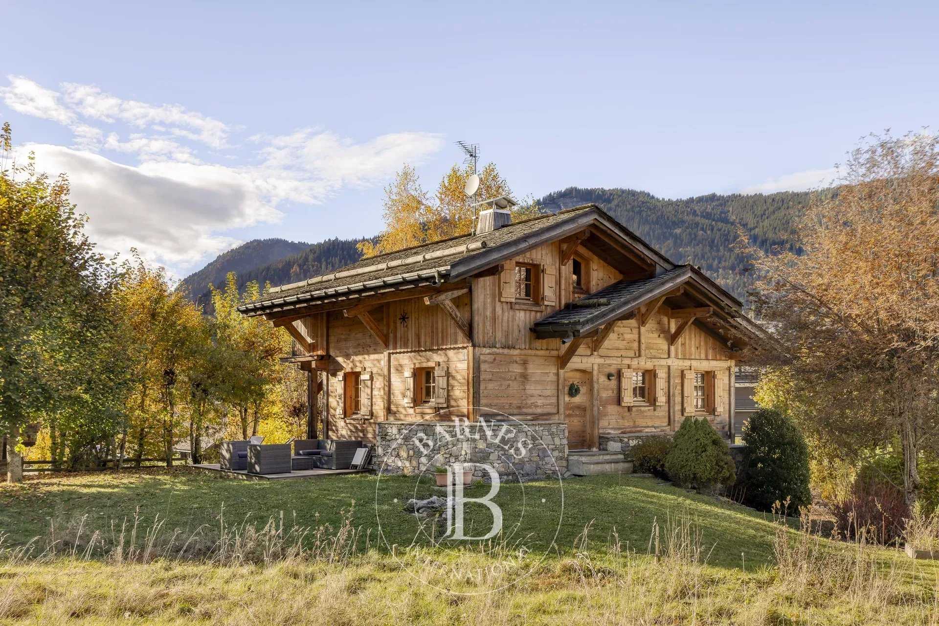 Chalet Megève  -  ref 85336797 (picture 1)