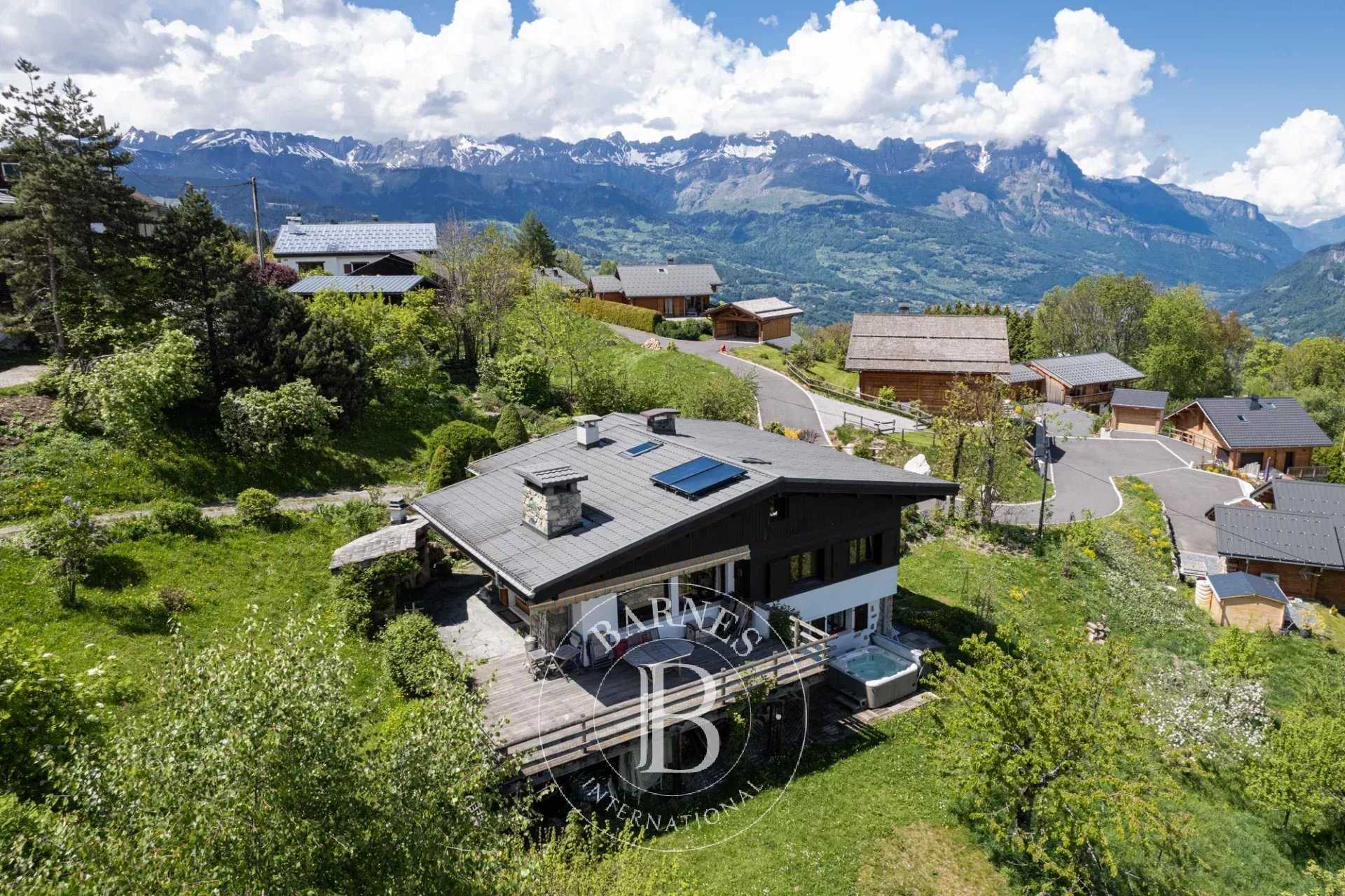 Chalet Saint-Gervais-les-Bains  -  ref 85773698 (picture 1)