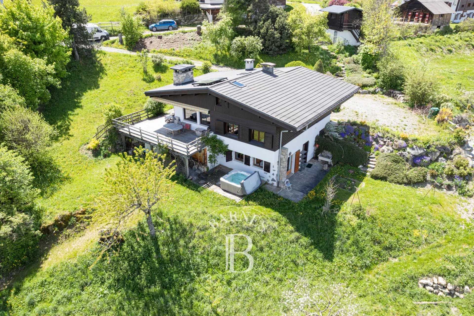 Chalet Saint-Gervais-les-Bains  -  ref 85773698 (picture 1)